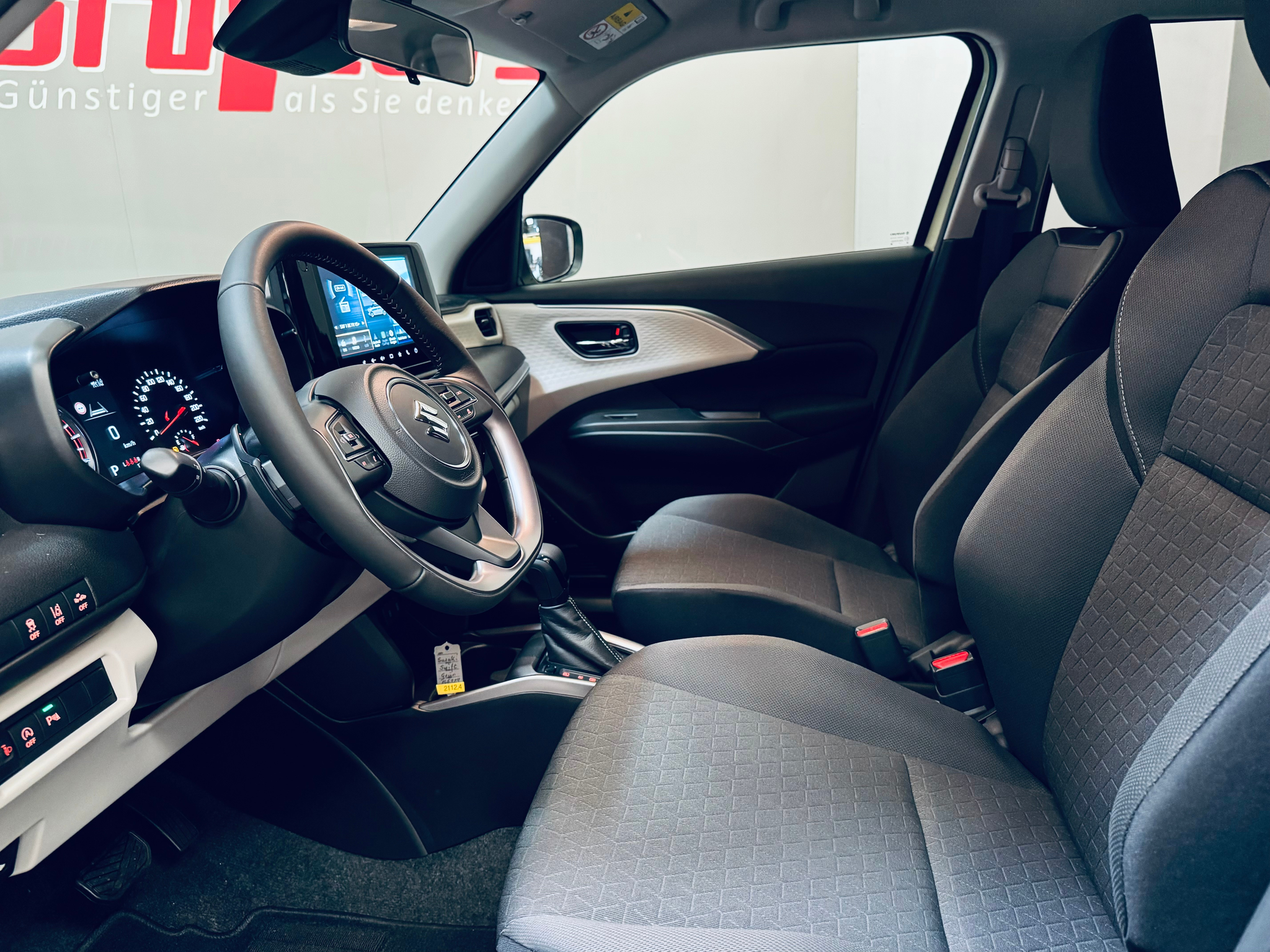 listing desktop thumbnail image 1