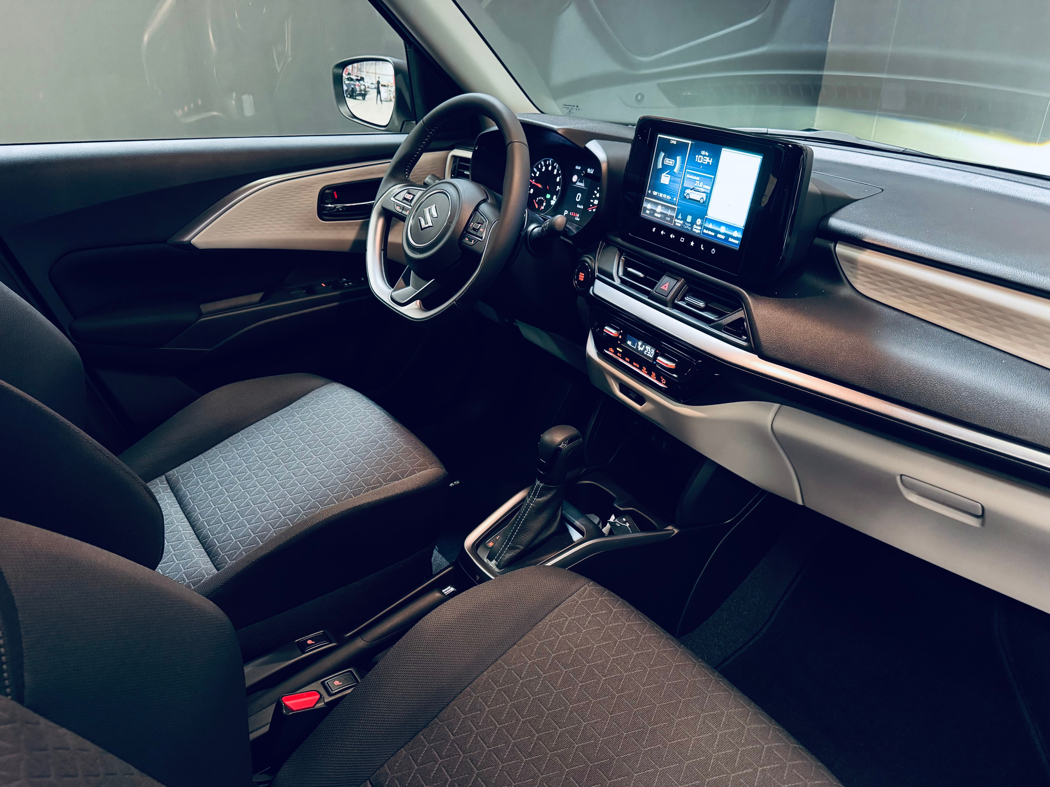 listing desktop thumbnail image 9