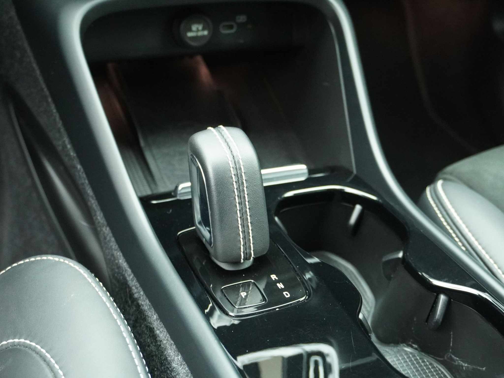 listing desktop thumbnail image 14