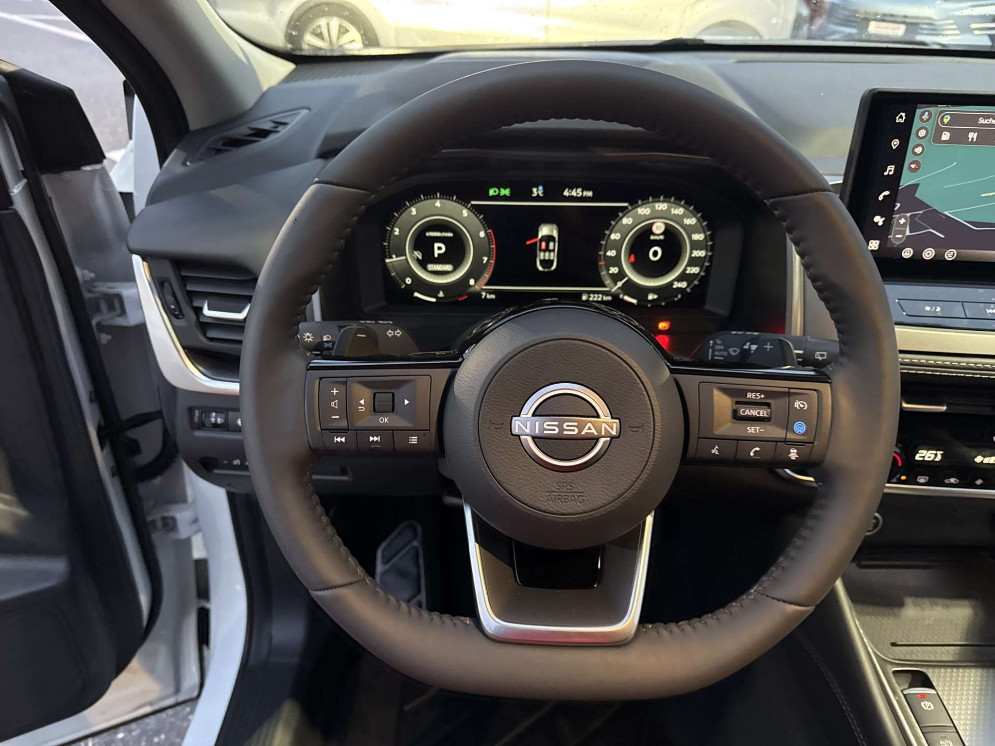 listing desktop thumbnail image 15