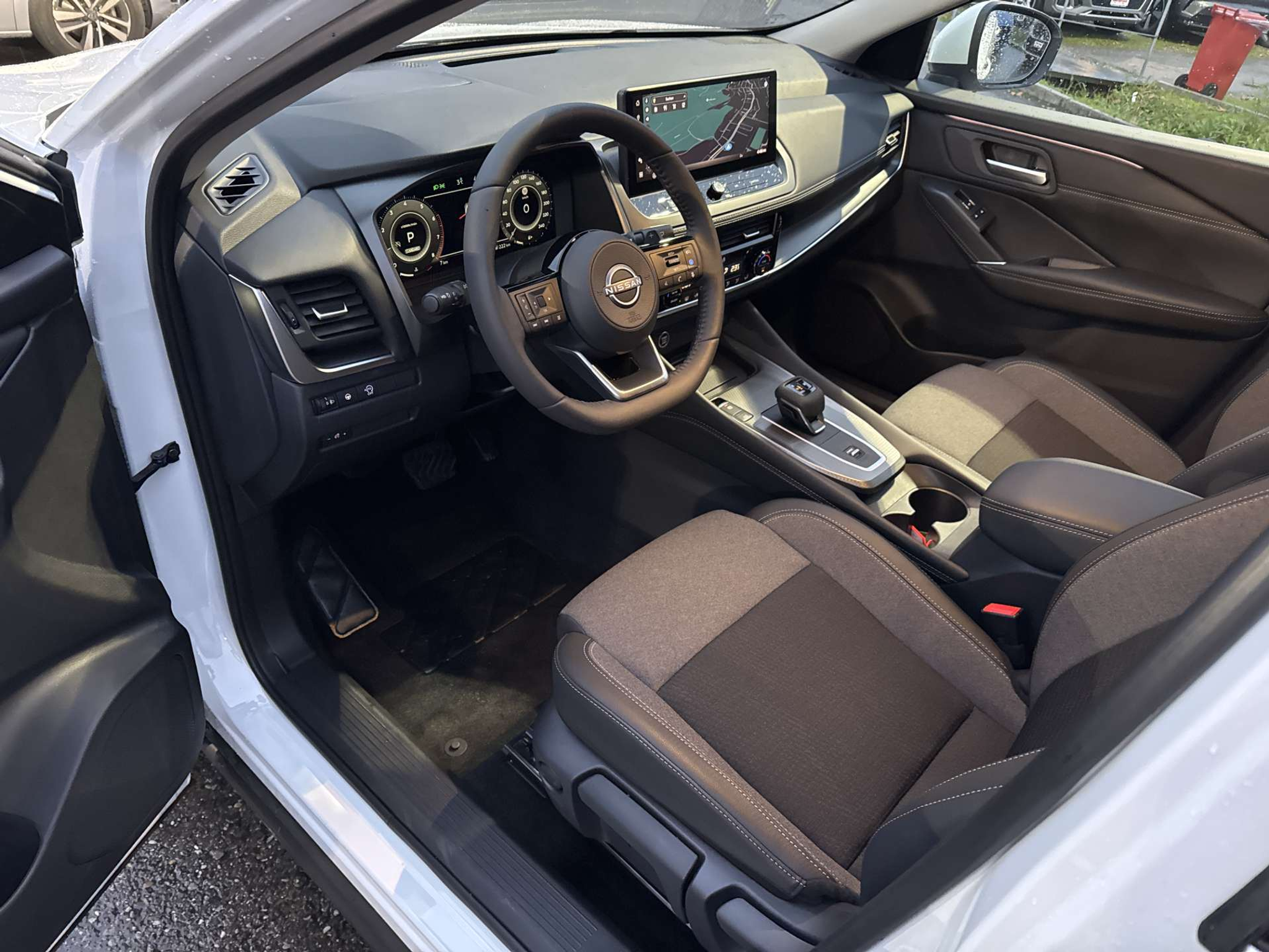 listing desktop thumbnail image 5