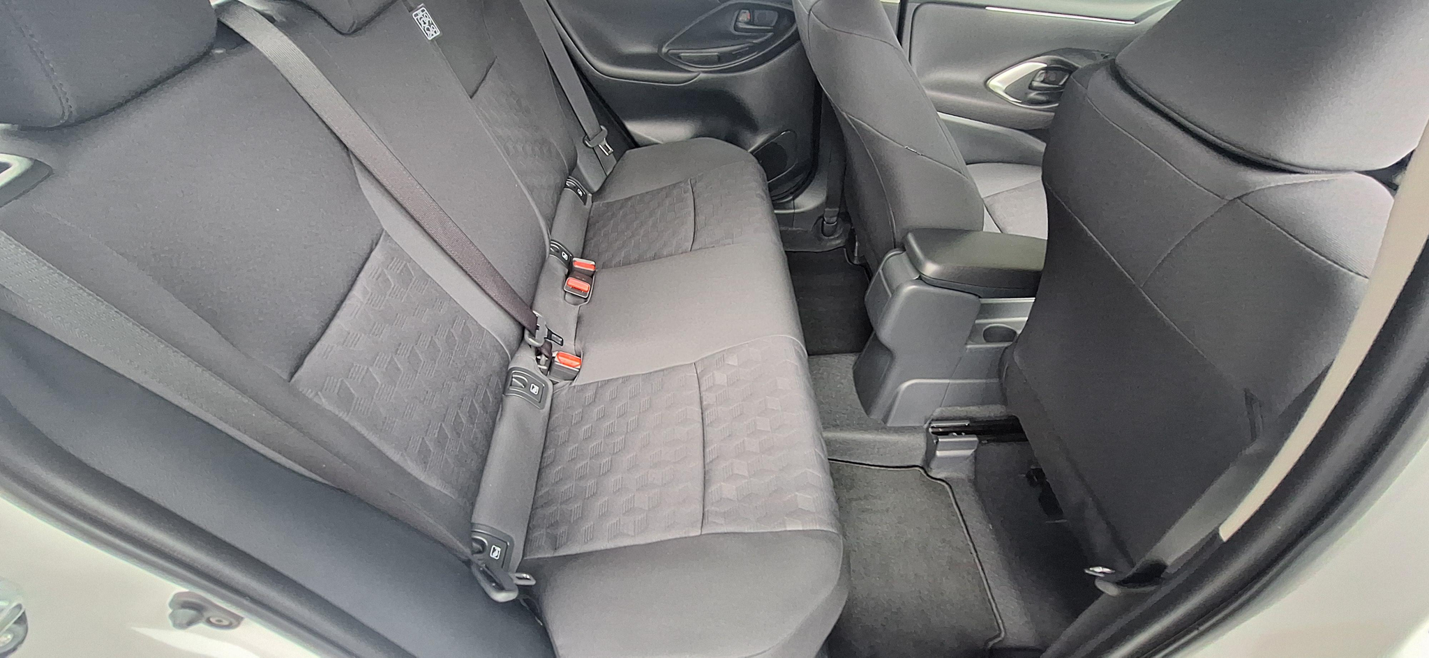 listing desktop thumbnail image 7