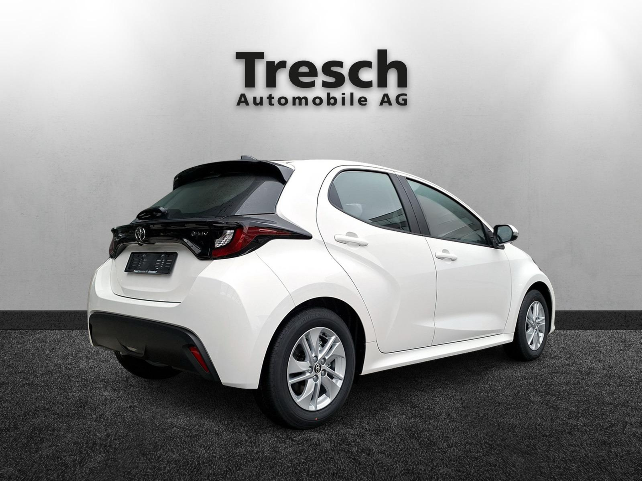 listing desktop thumbnail image 2