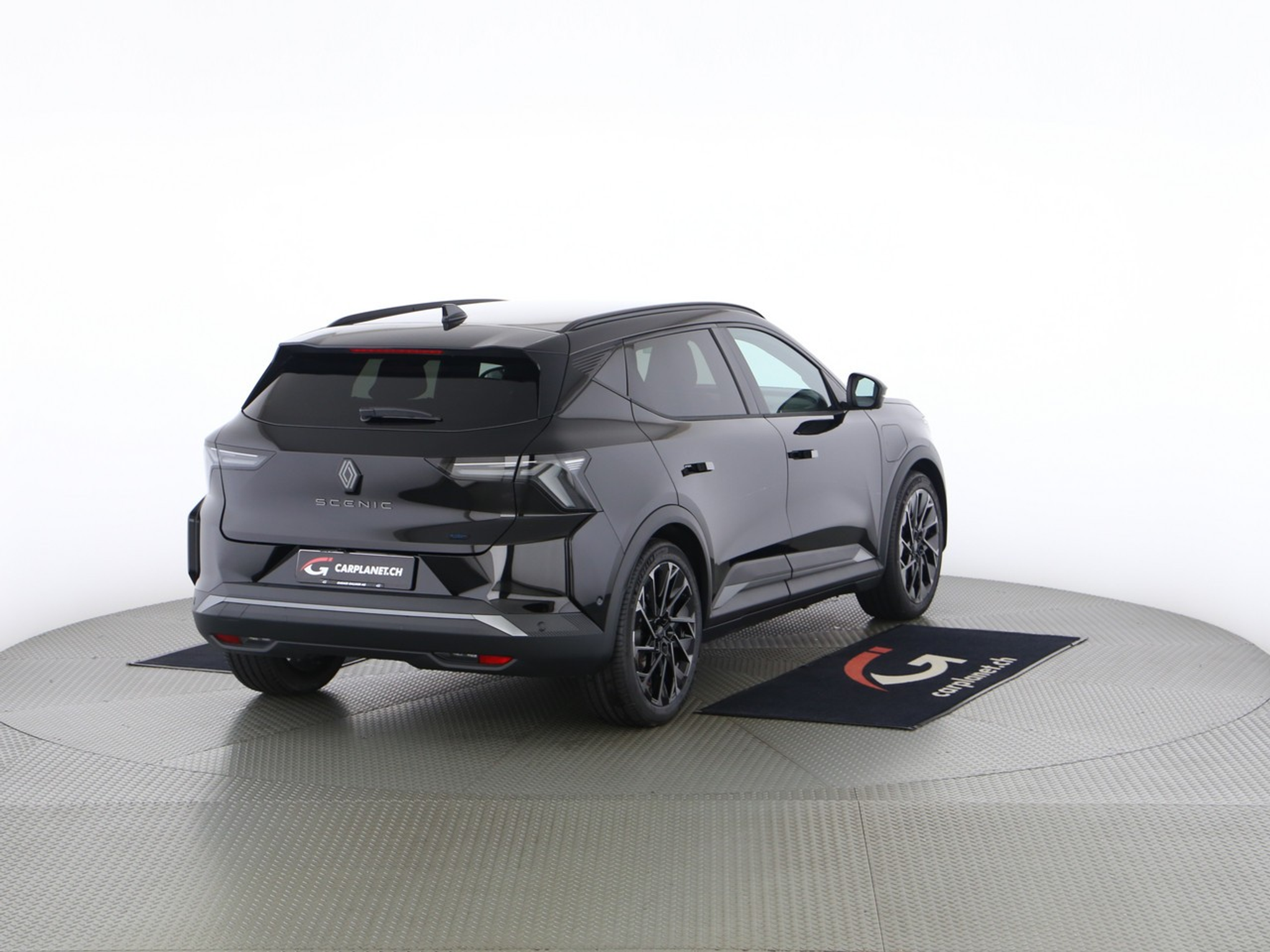 listing desktop thumbnail image 2