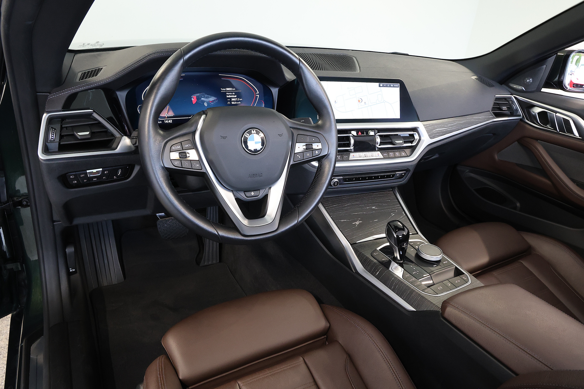 listing desktop thumbnail image 8