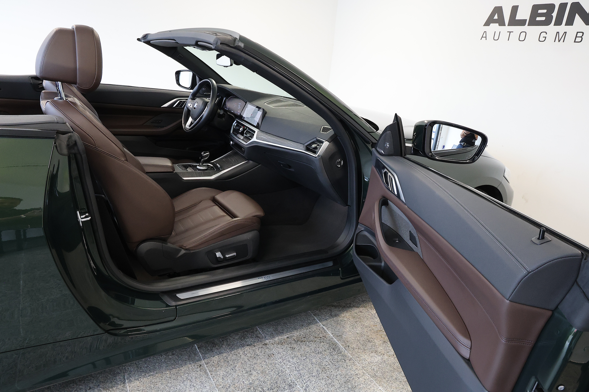 listing desktop thumbnail image 13