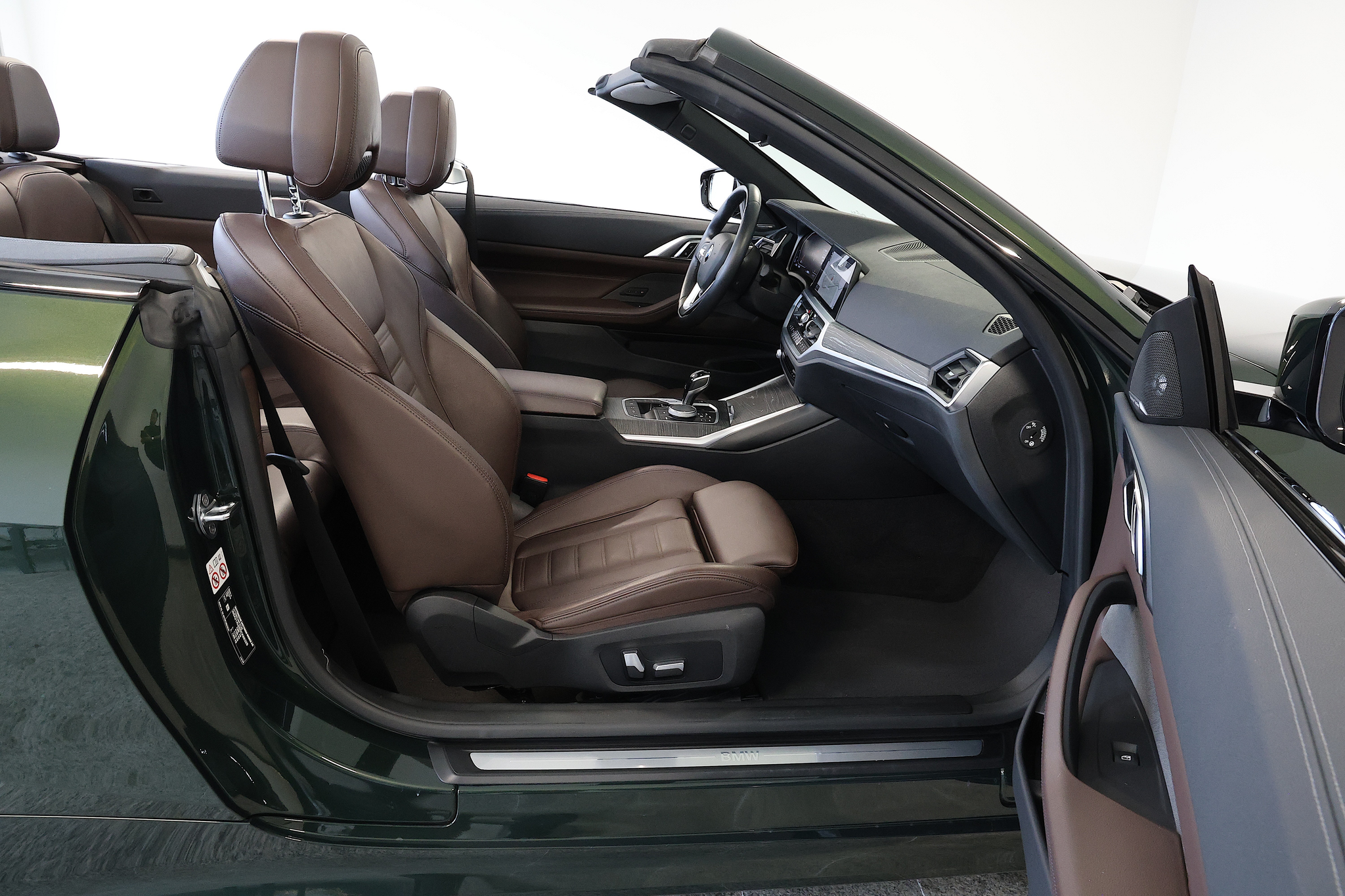 listing desktop thumbnail image 14