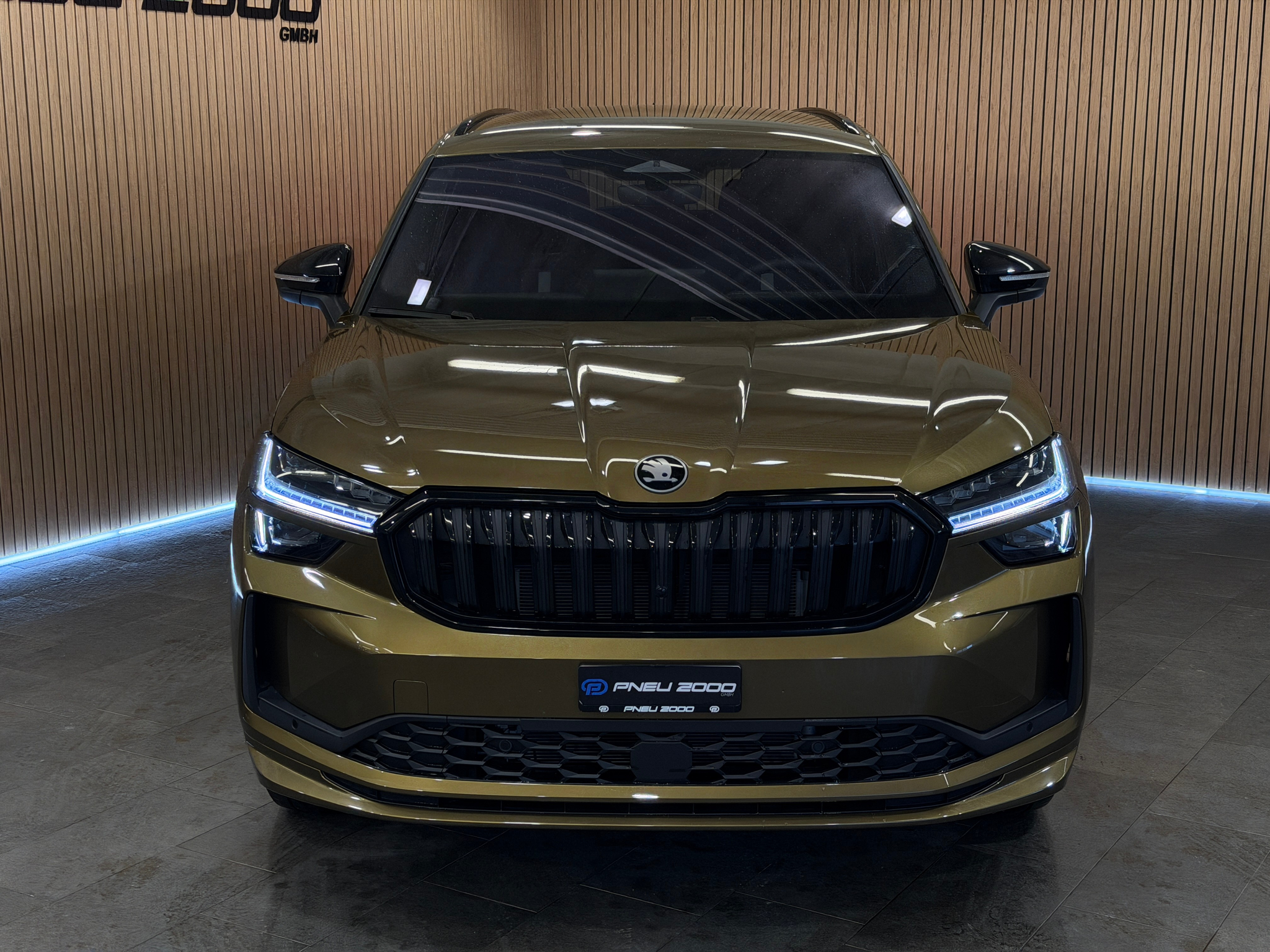 listing desktop thumbnail image 1