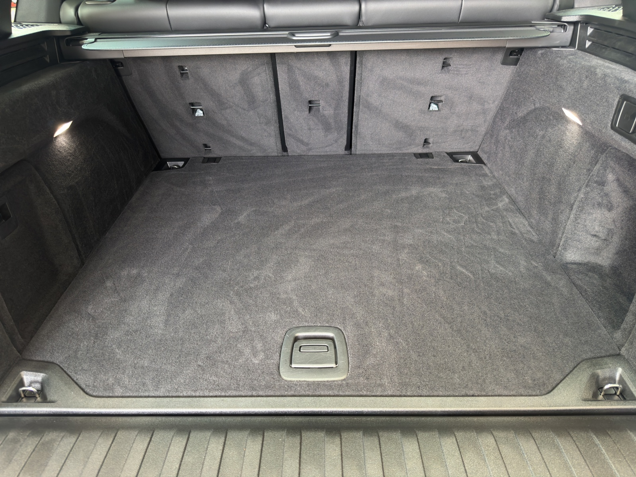 listing desktop thumbnail image 14