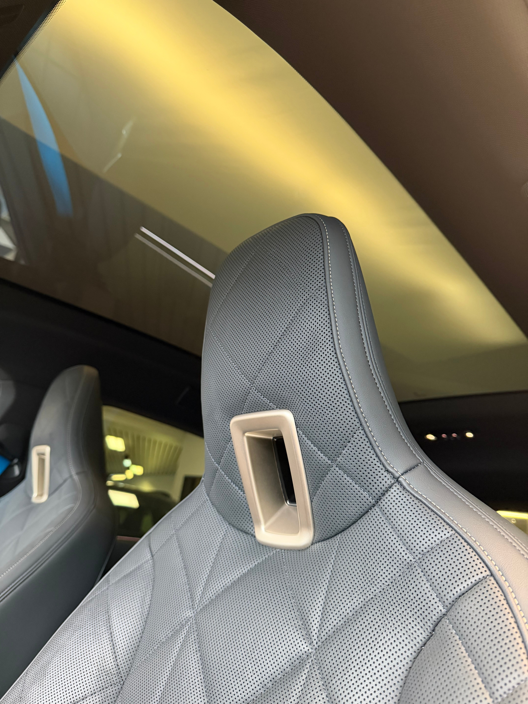 listing desktop thumbnail image 7