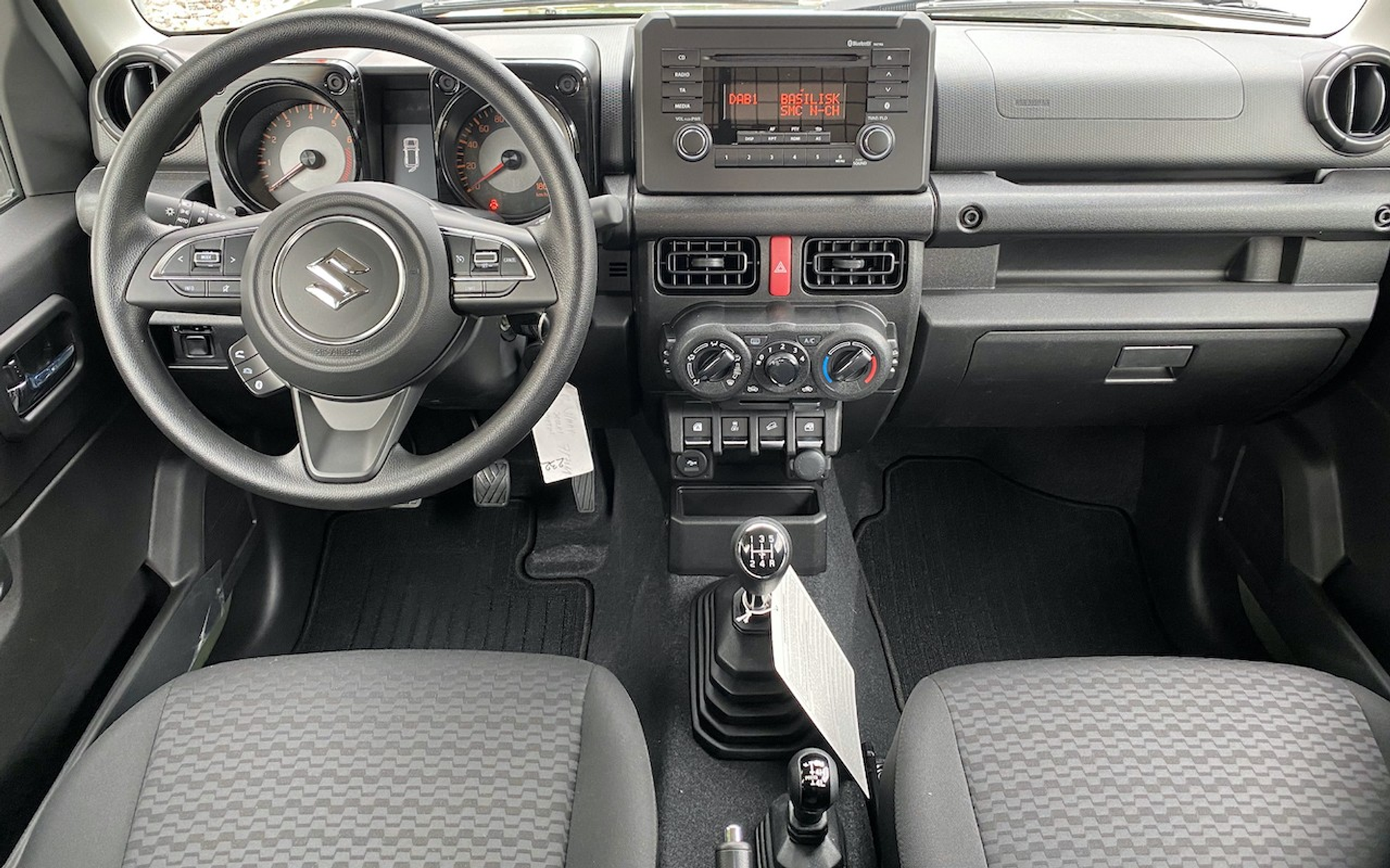 listing desktop thumbnail image 9