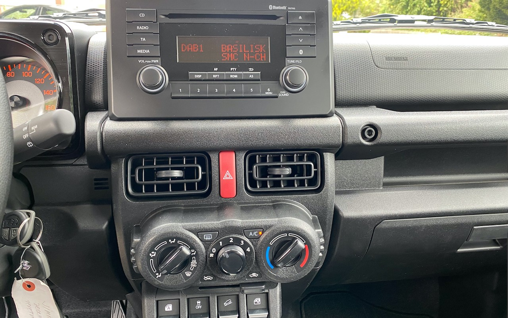 listing desktop thumbnail image 16