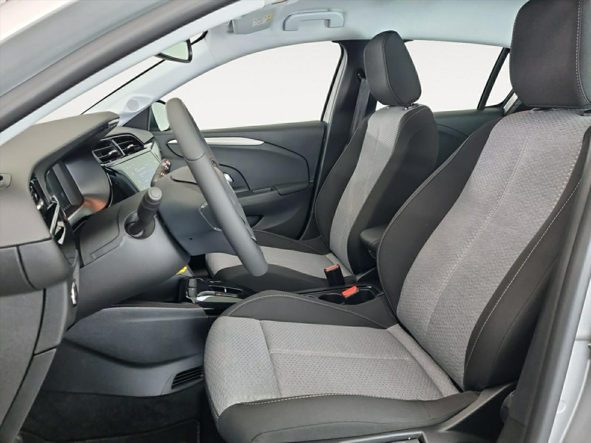 listing desktop thumbnail image 4