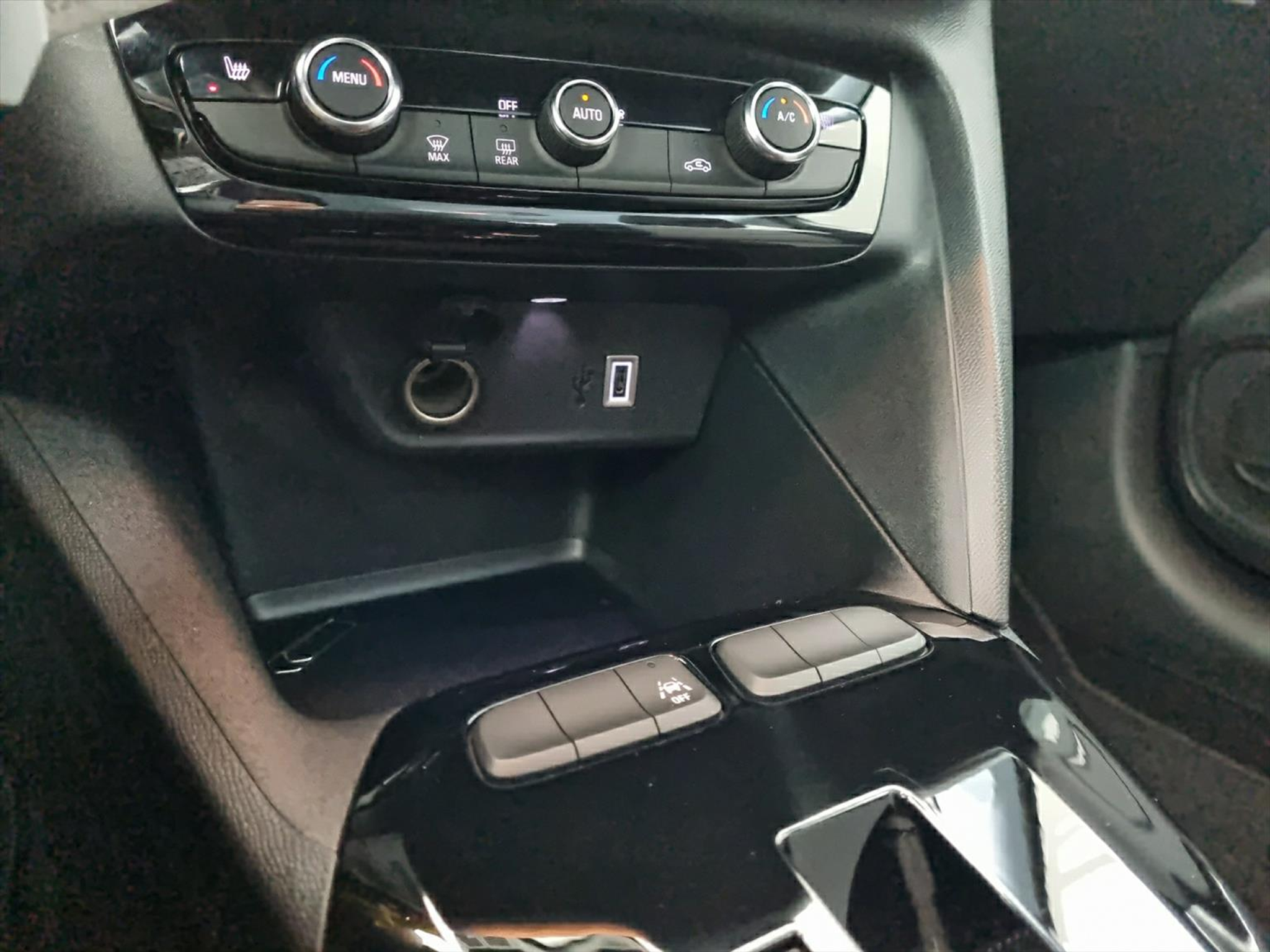 listing desktop thumbnail image 11