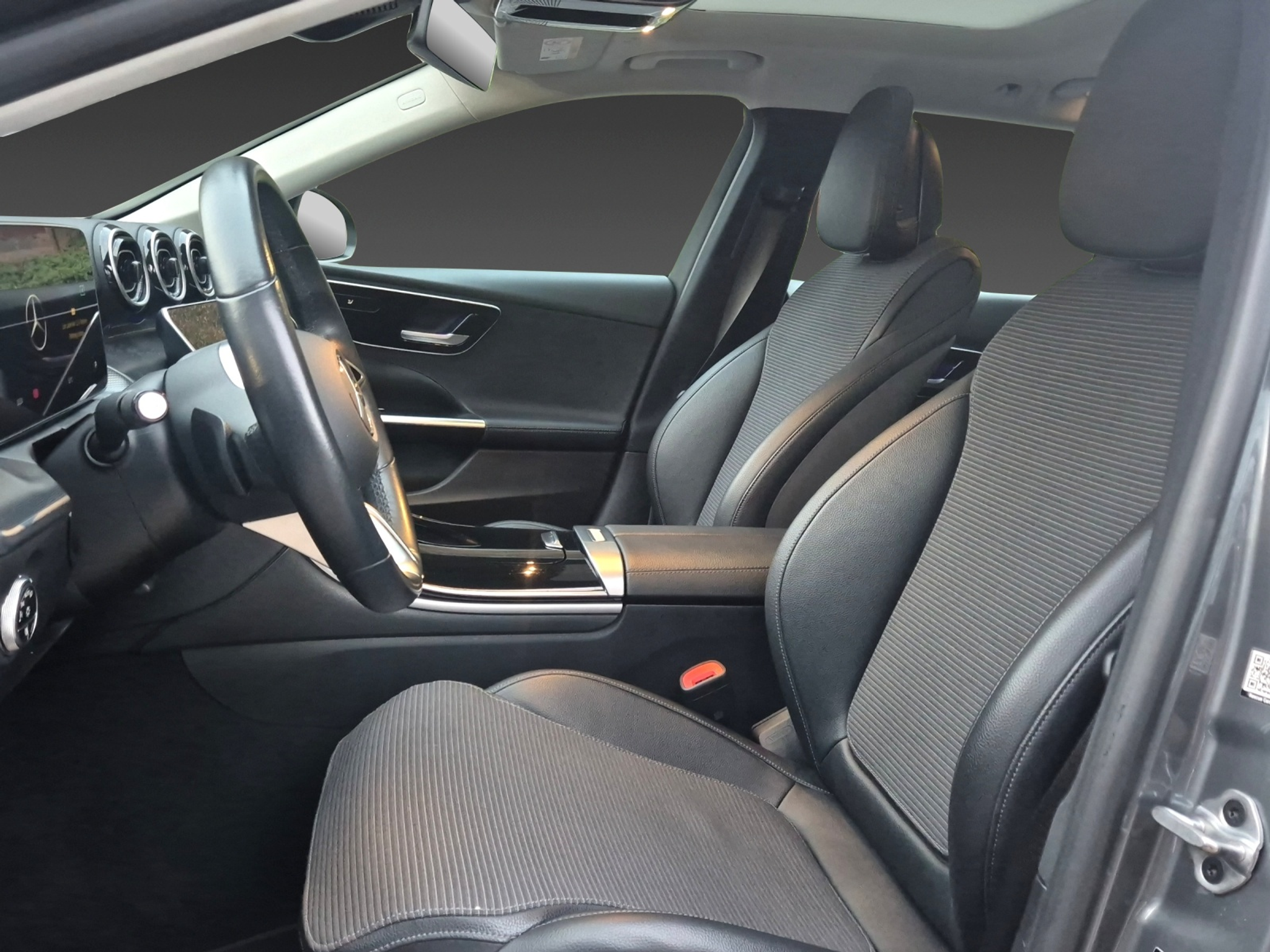 listing desktop thumbnail image 11