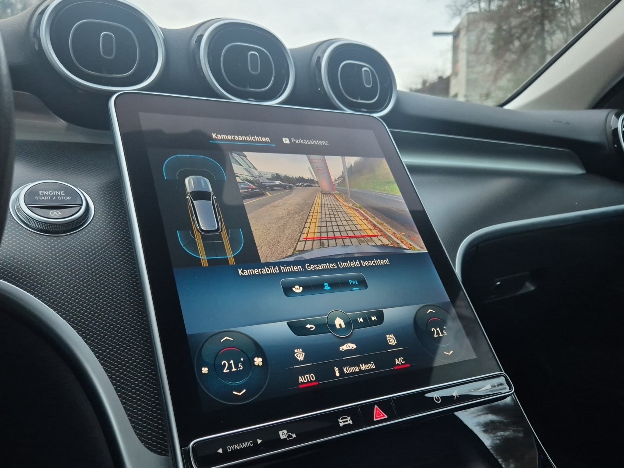 listing desktop thumbnail image 12