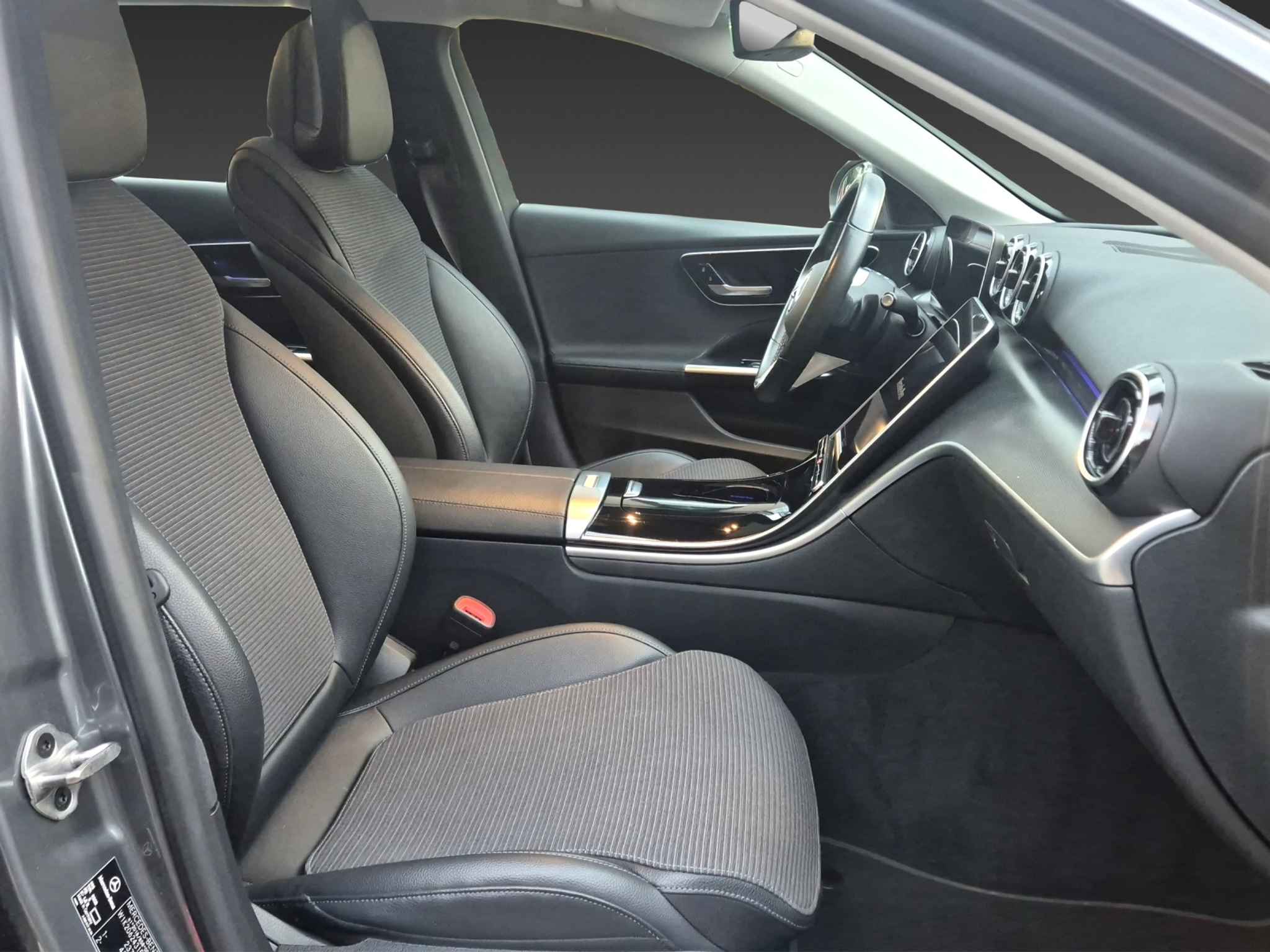 listing desktop thumbnail image 10