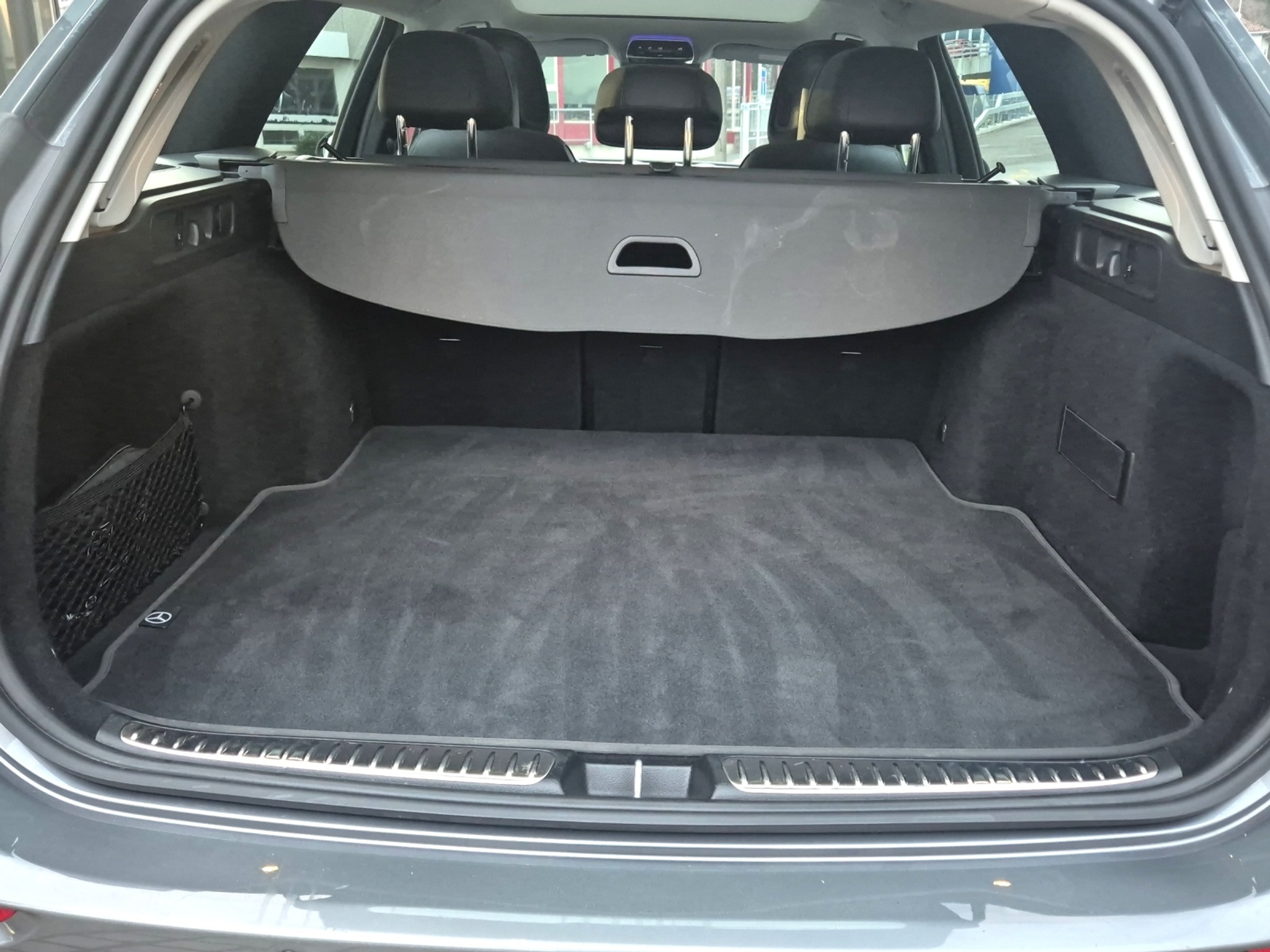 listing desktop thumbnail image 19