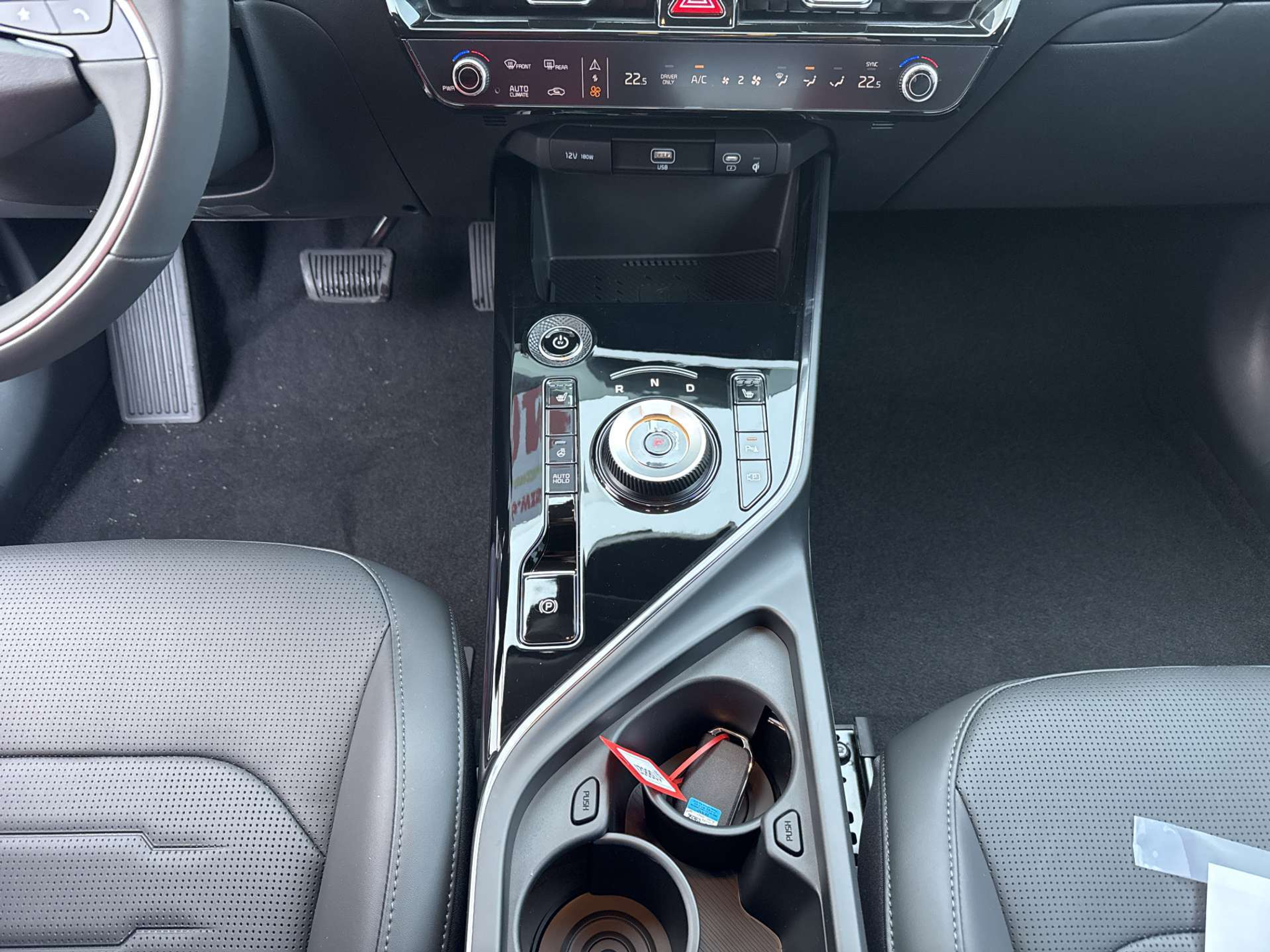 listing desktop thumbnail image 11