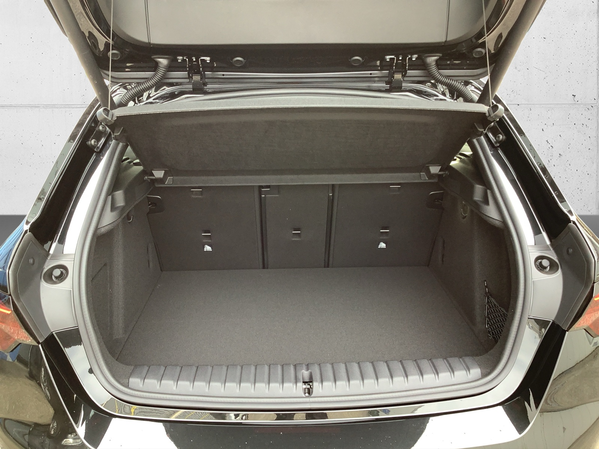 listing desktop thumbnail image 8