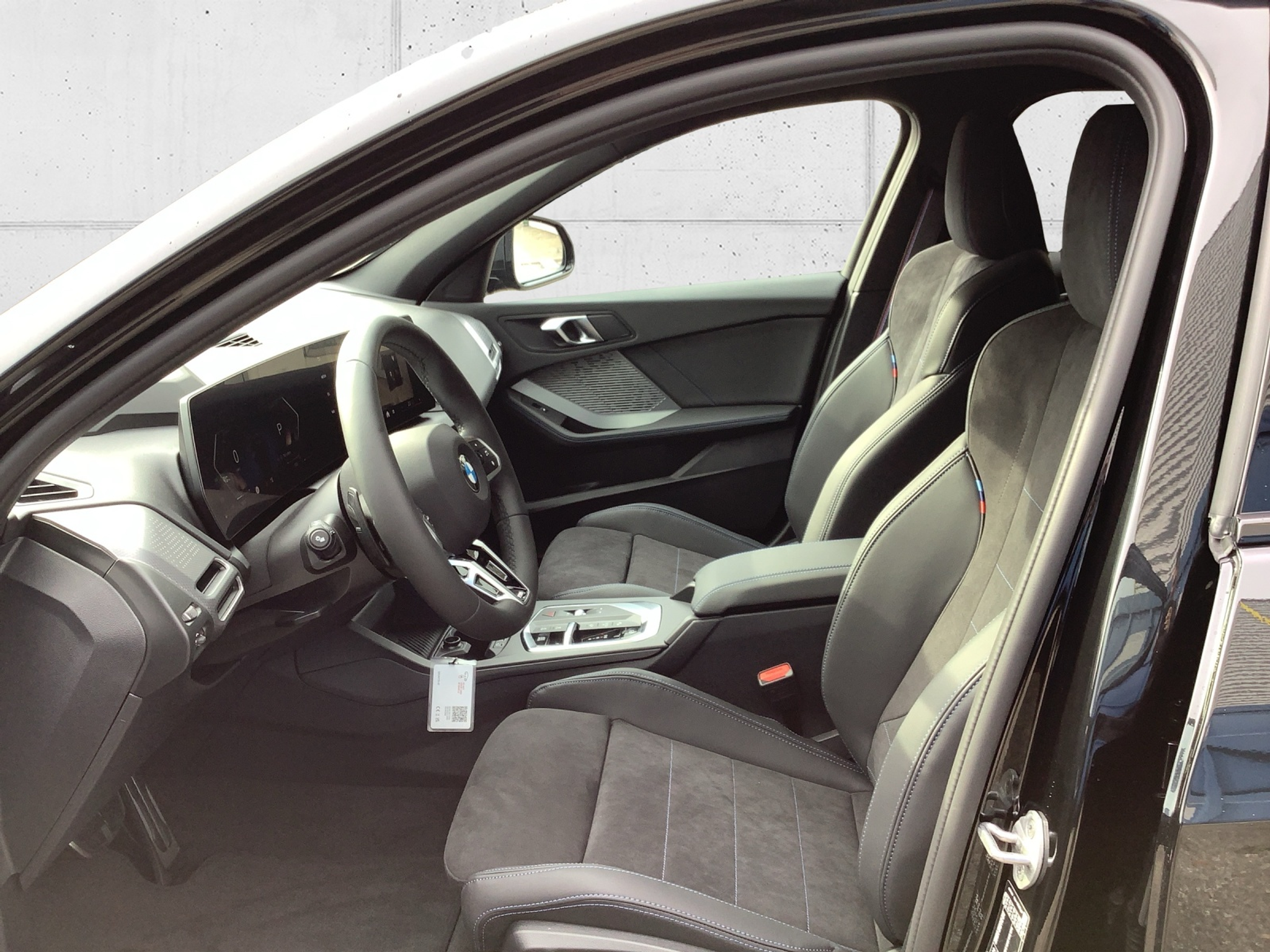 listing desktop thumbnail image 11