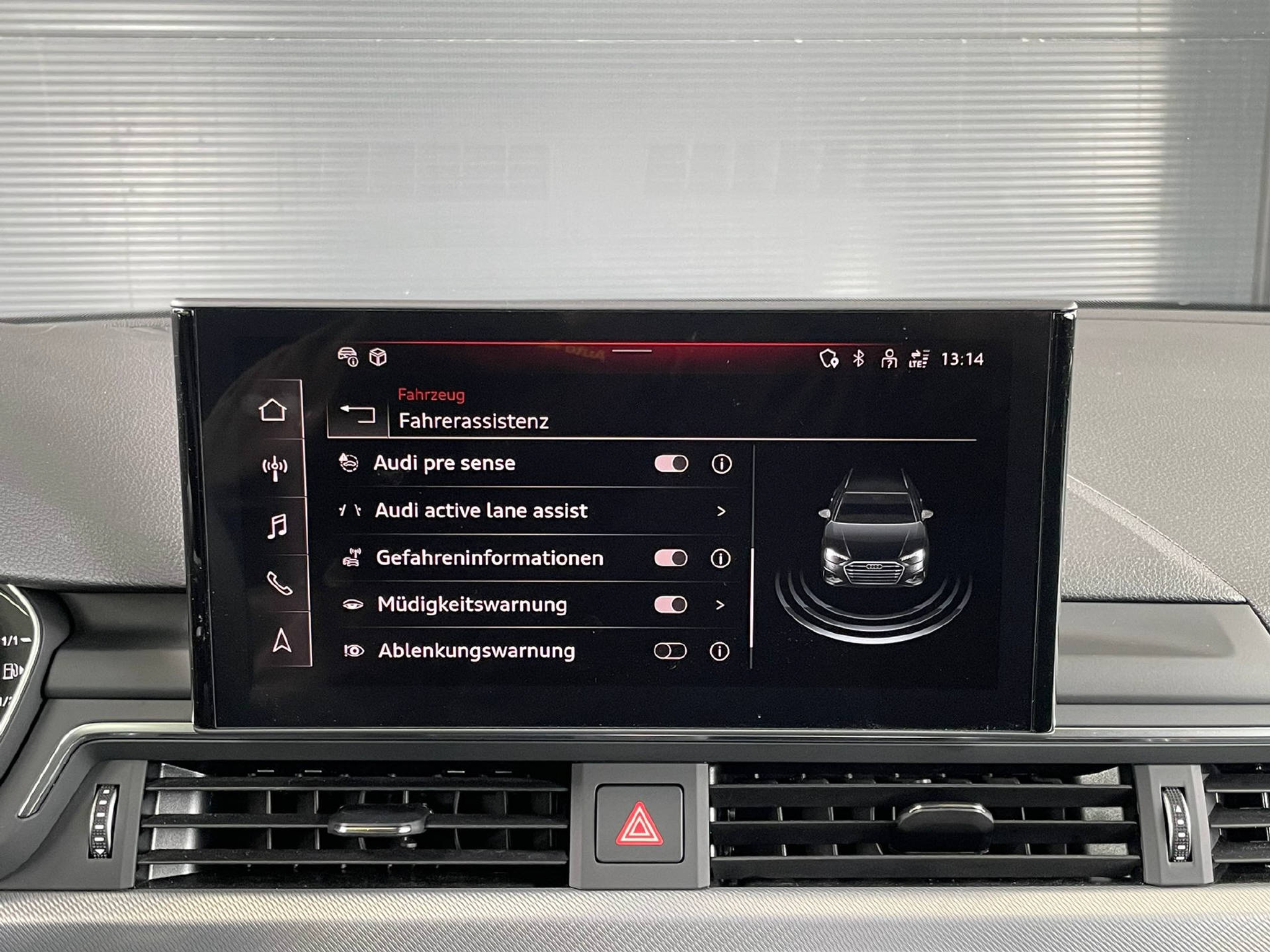 listing desktop thumbnail image 11