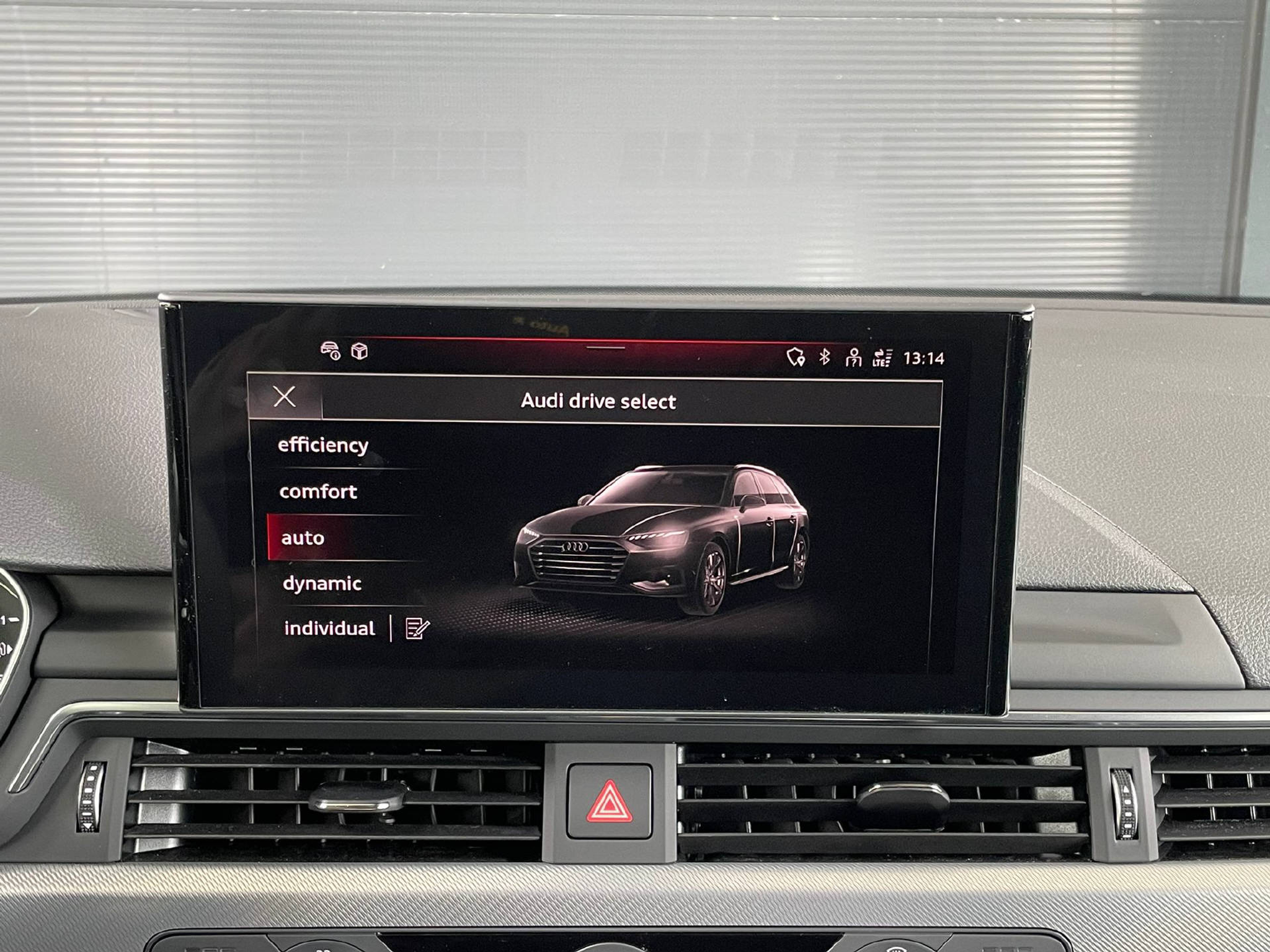 listing desktop thumbnail image 12