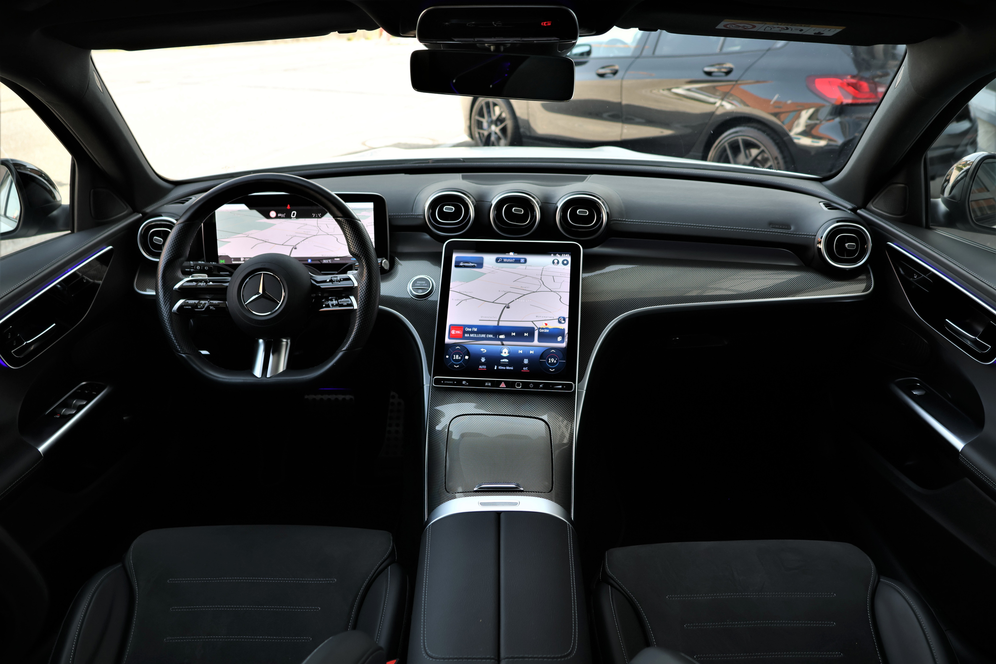 listing desktop thumbnail image 14