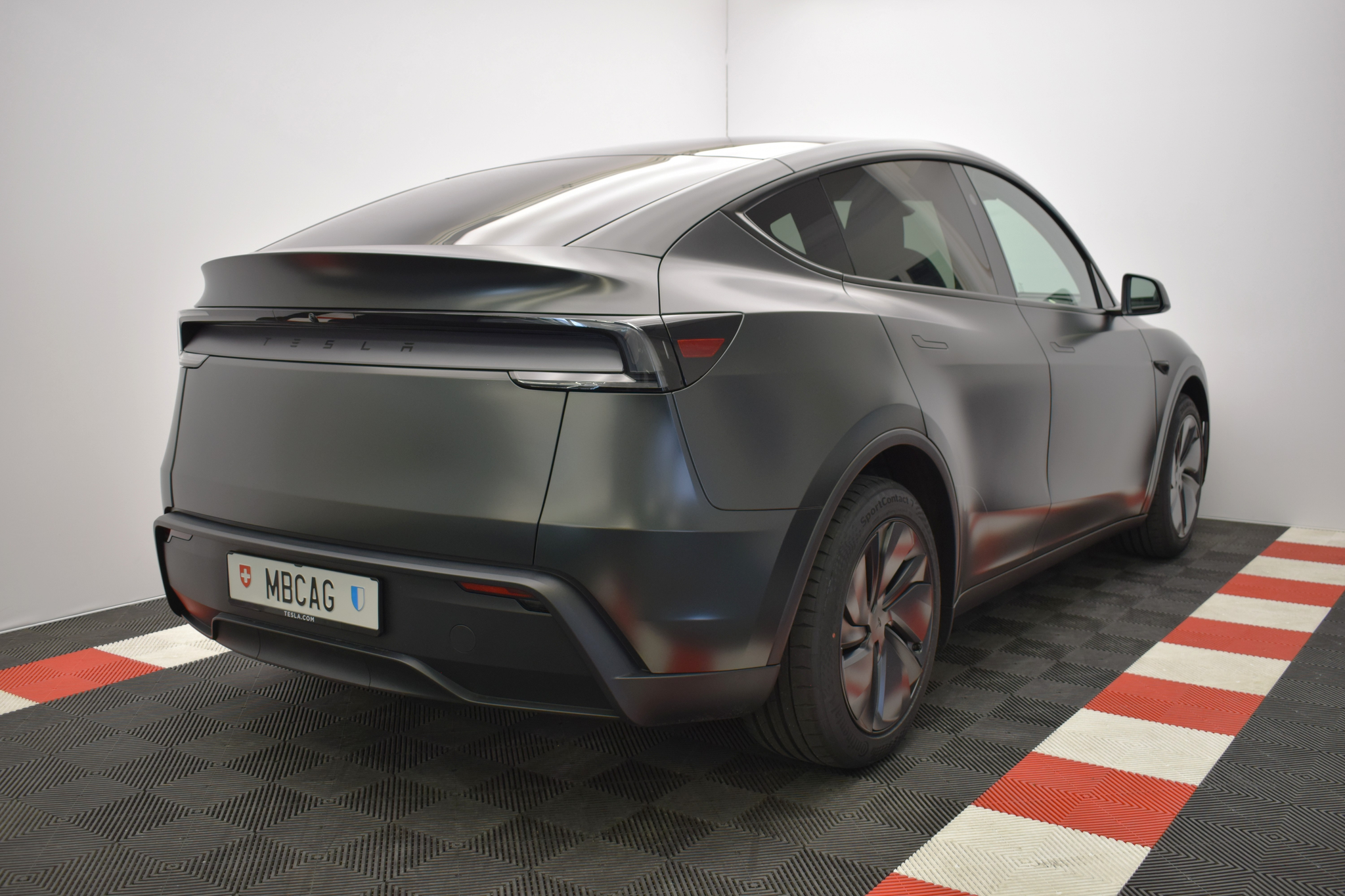 listing desktop thumbnail image 9