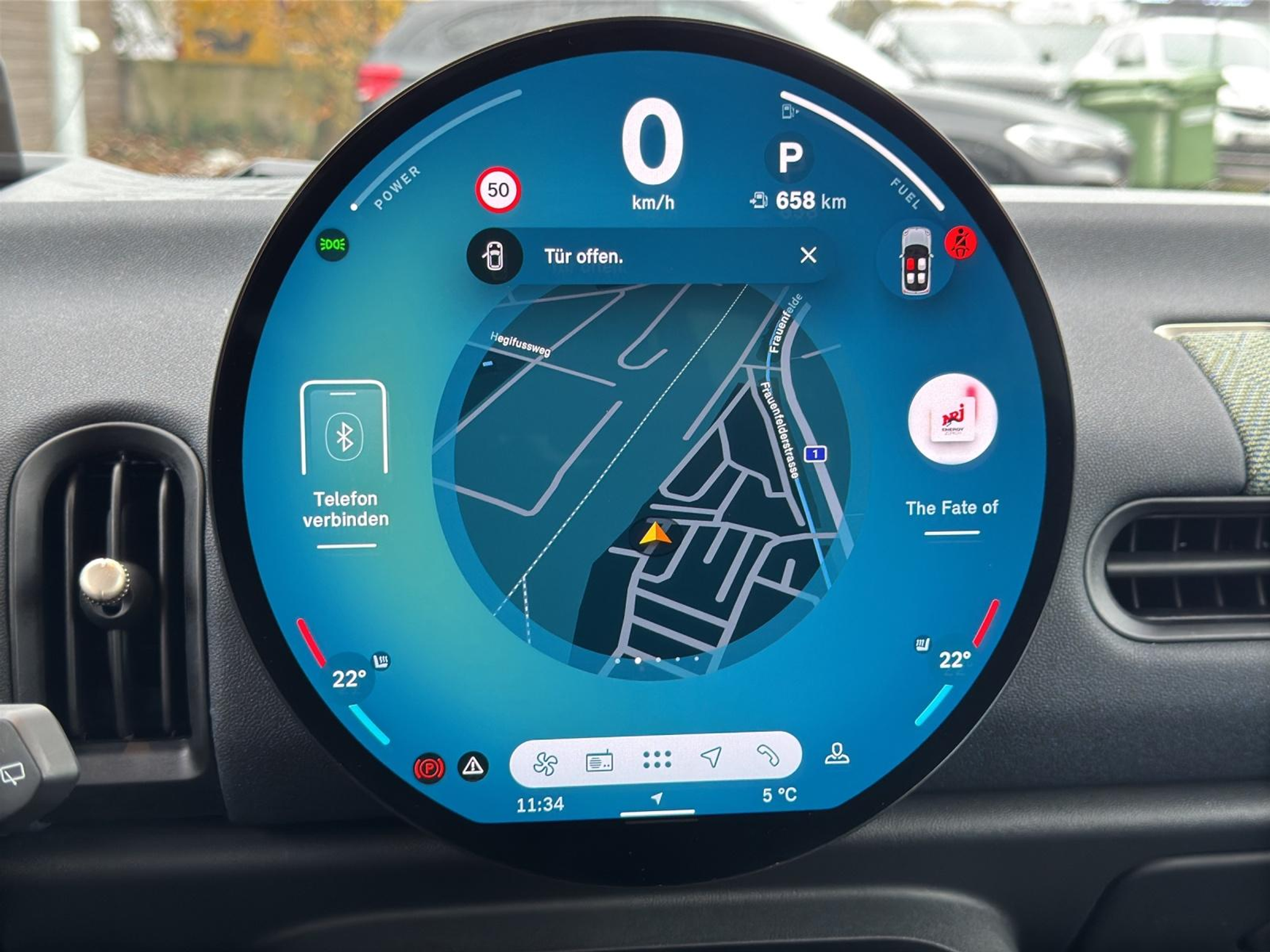 listing desktop thumbnail image 11