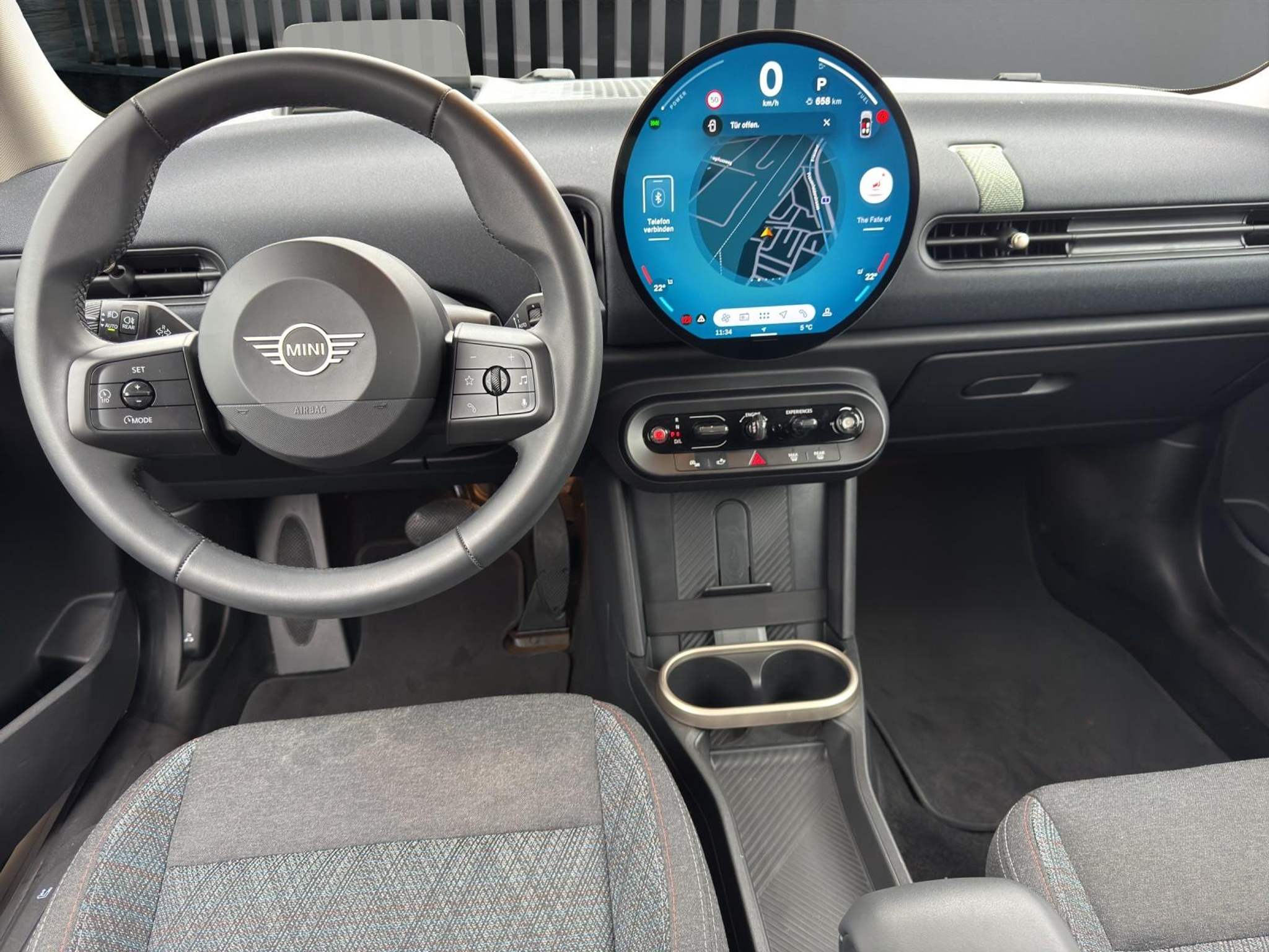 listing desktop thumbnail image 9