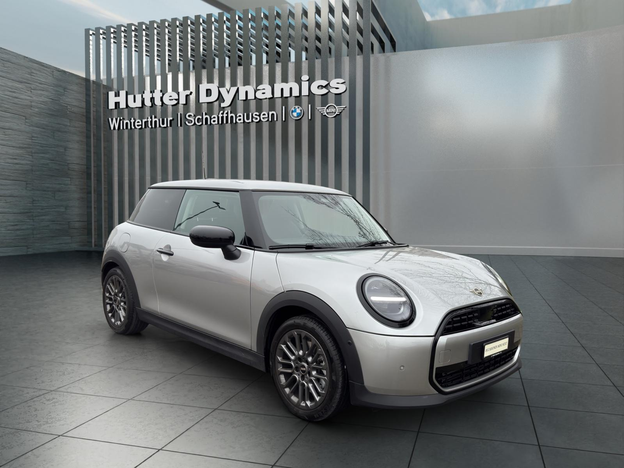 listing desktop thumbnail image 2