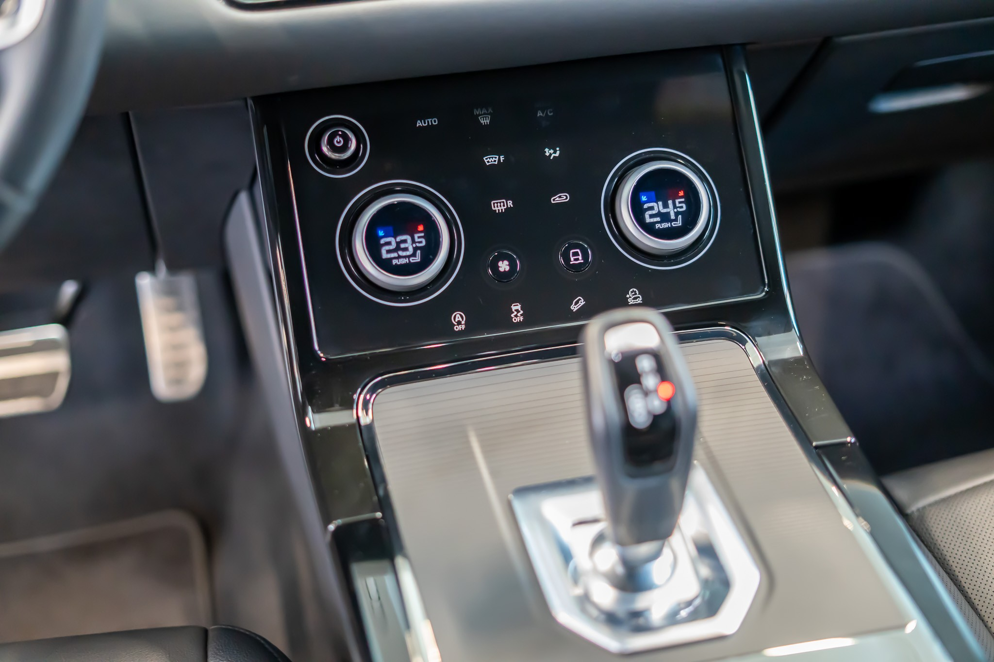 listing desktop thumbnail image 17