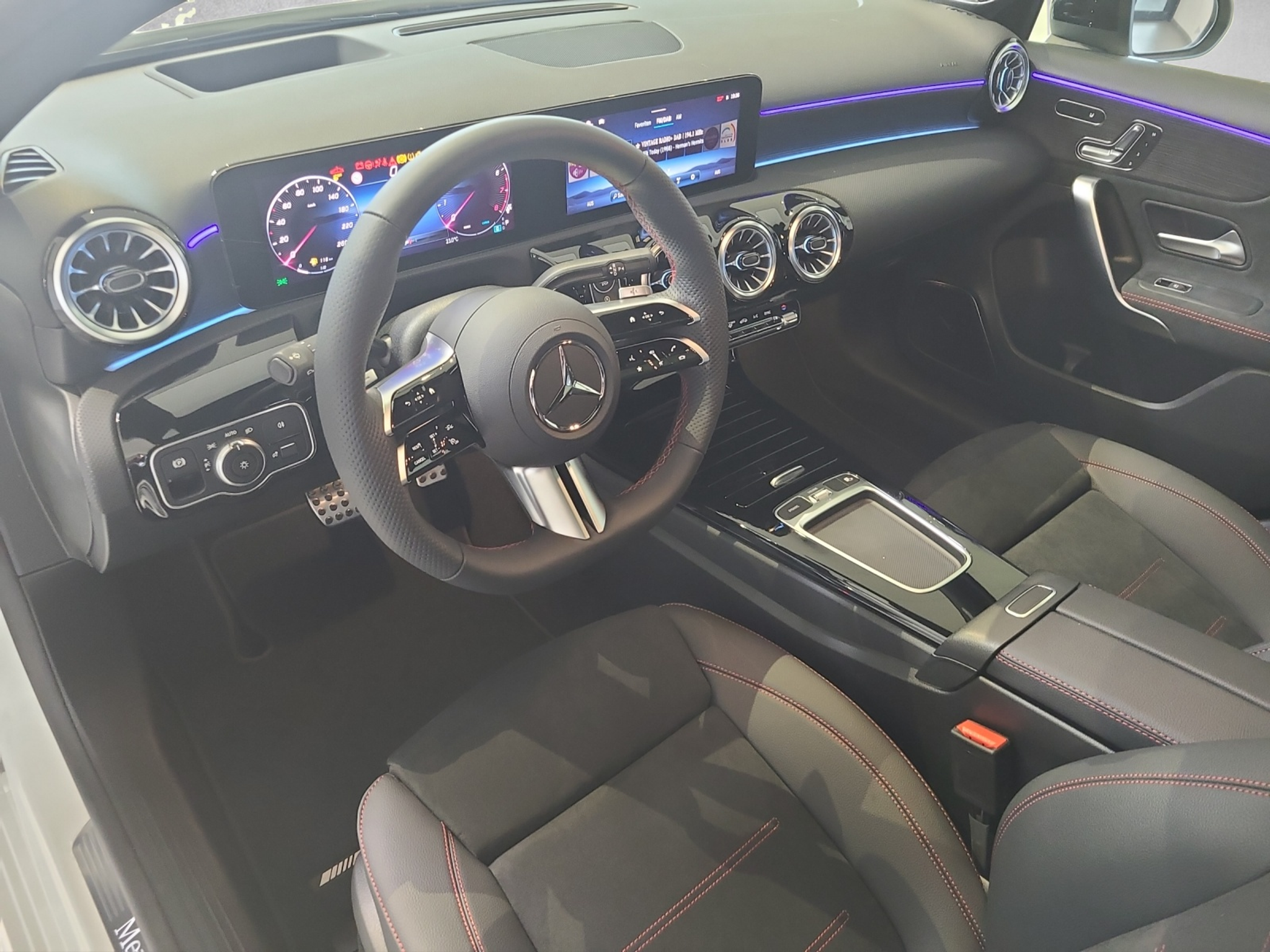 listing desktop thumbnail image 6