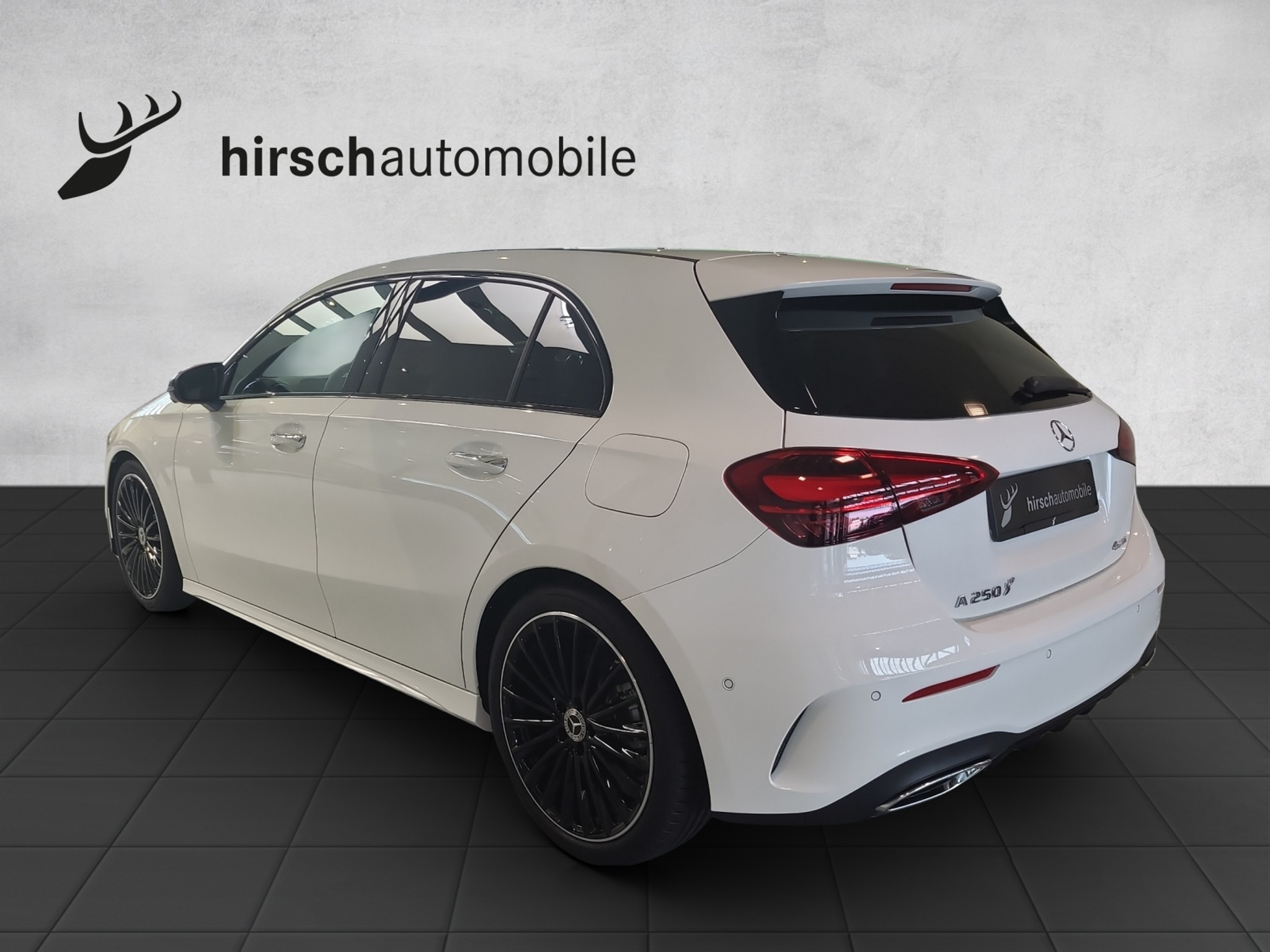 listing desktop thumbnail image 1