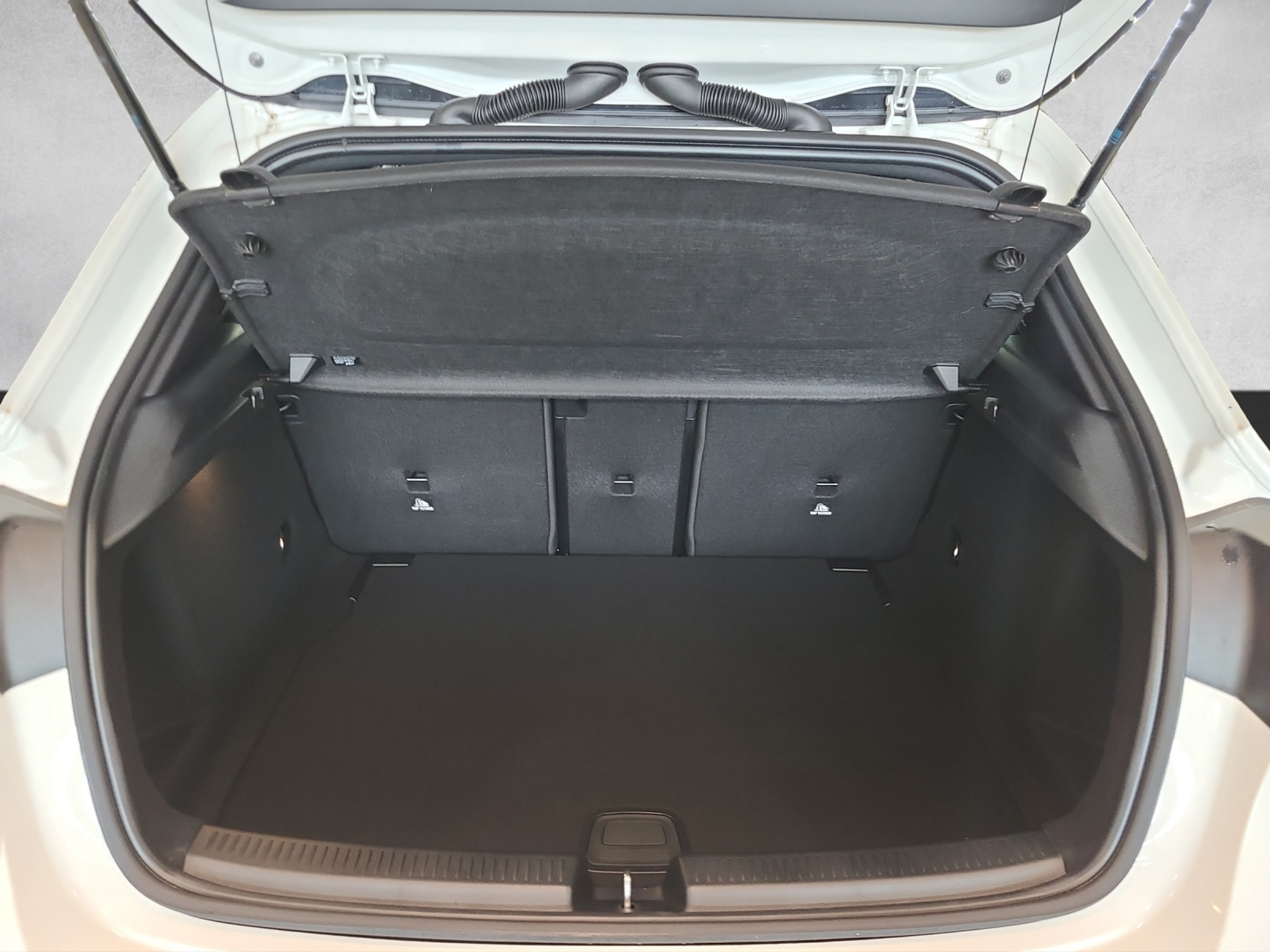 listing desktop thumbnail image 13