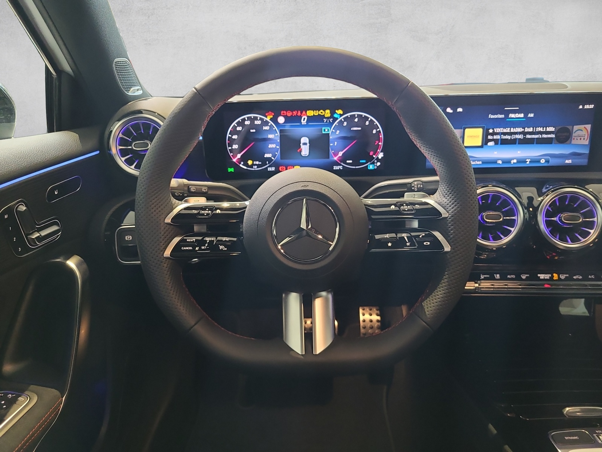 listing desktop thumbnail image 12