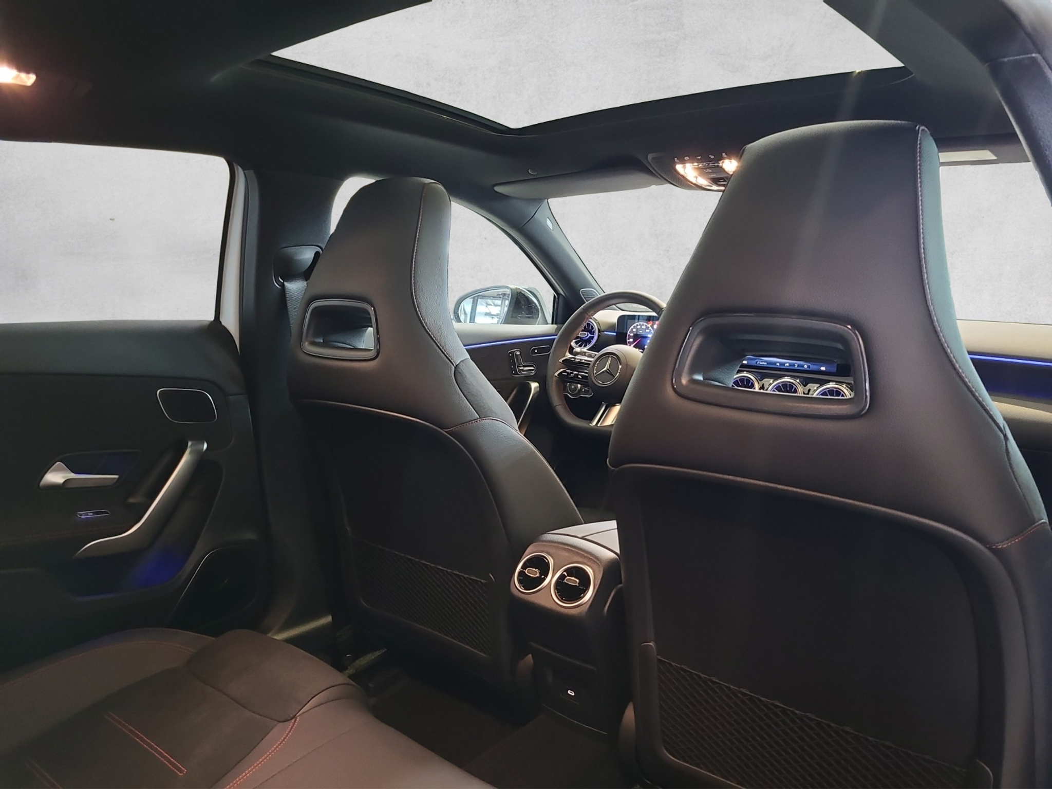 listing desktop thumbnail image 14