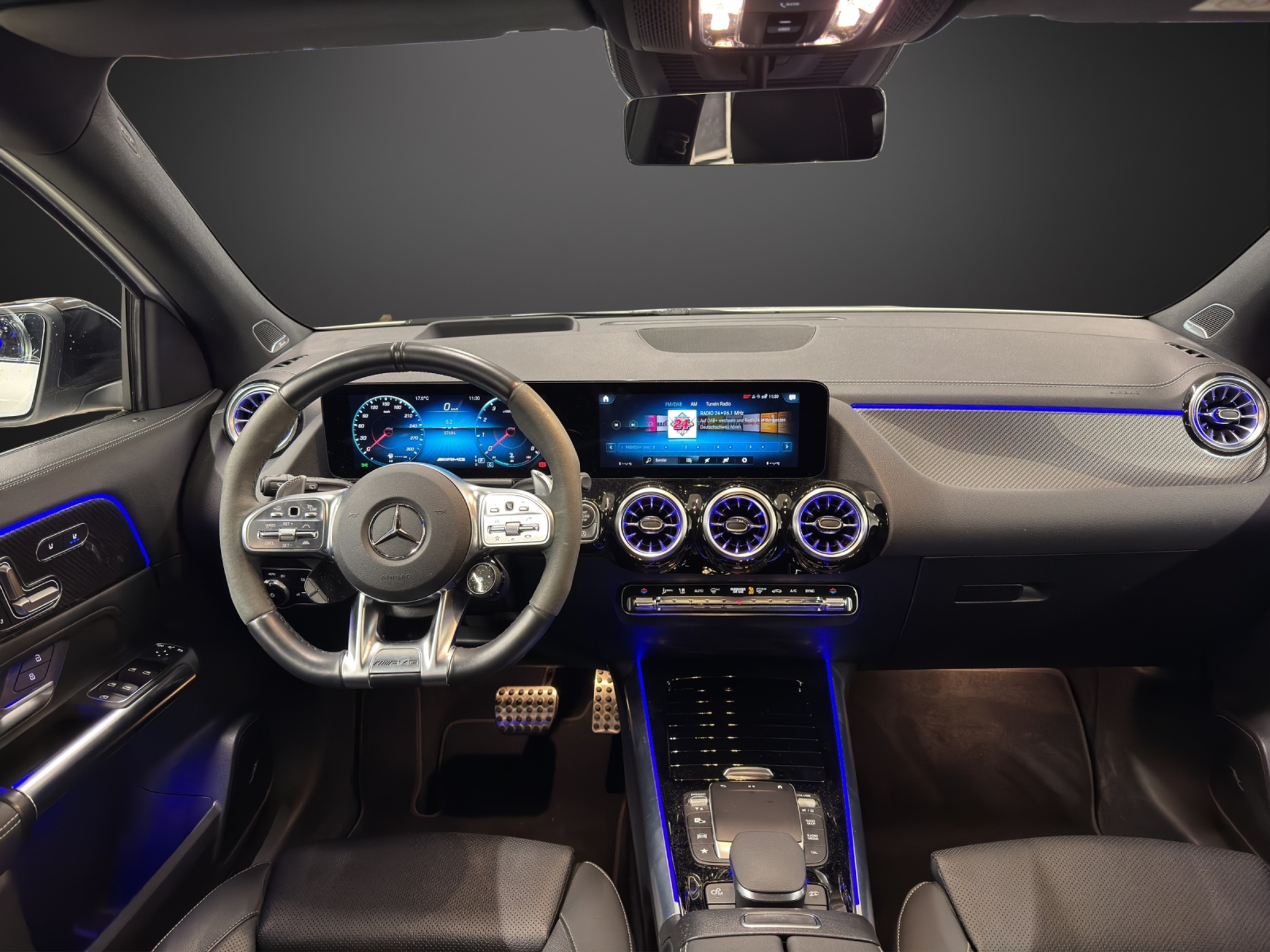 listing desktop thumbnail image 10