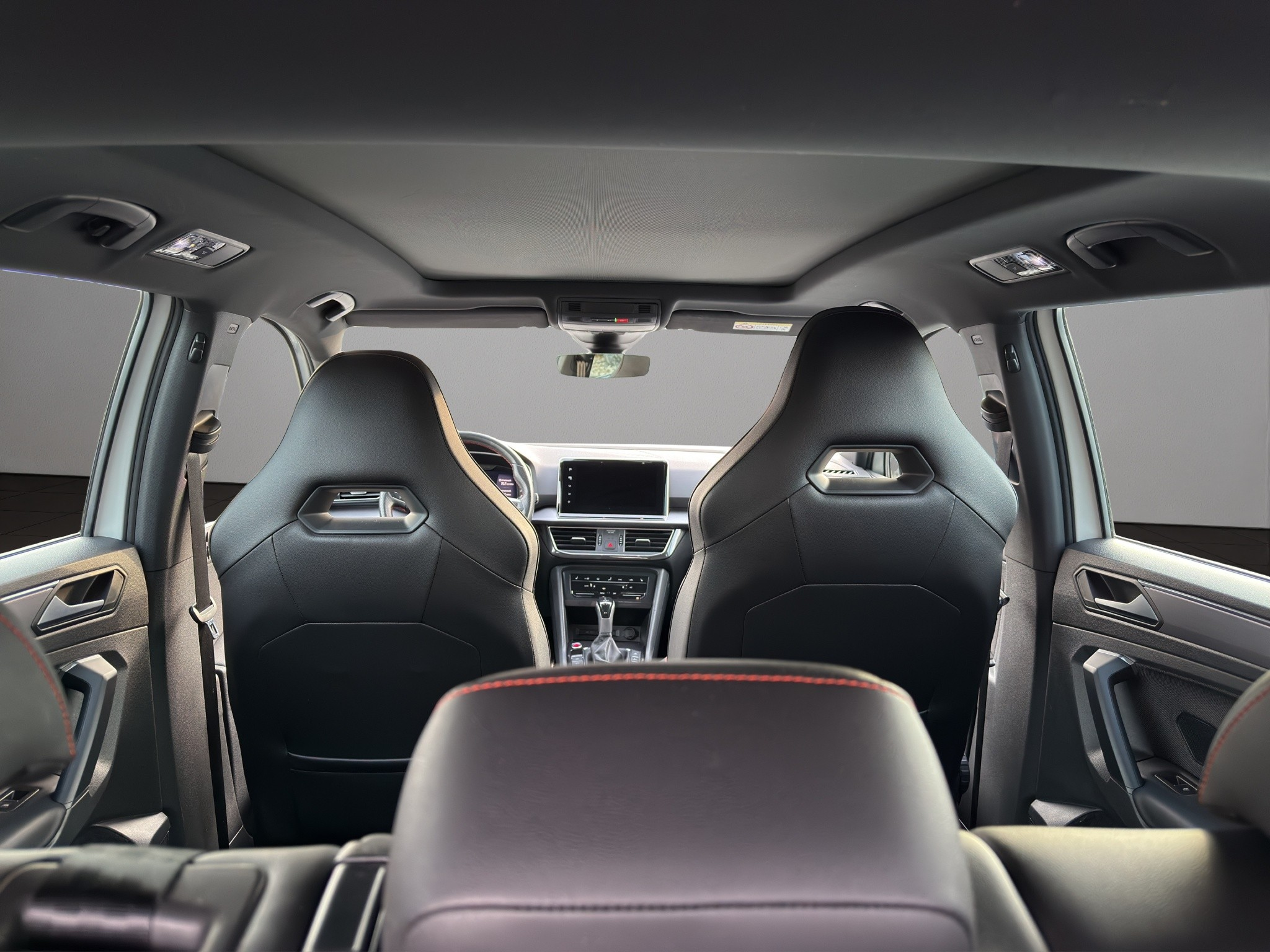 listing desktop thumbnail image 7