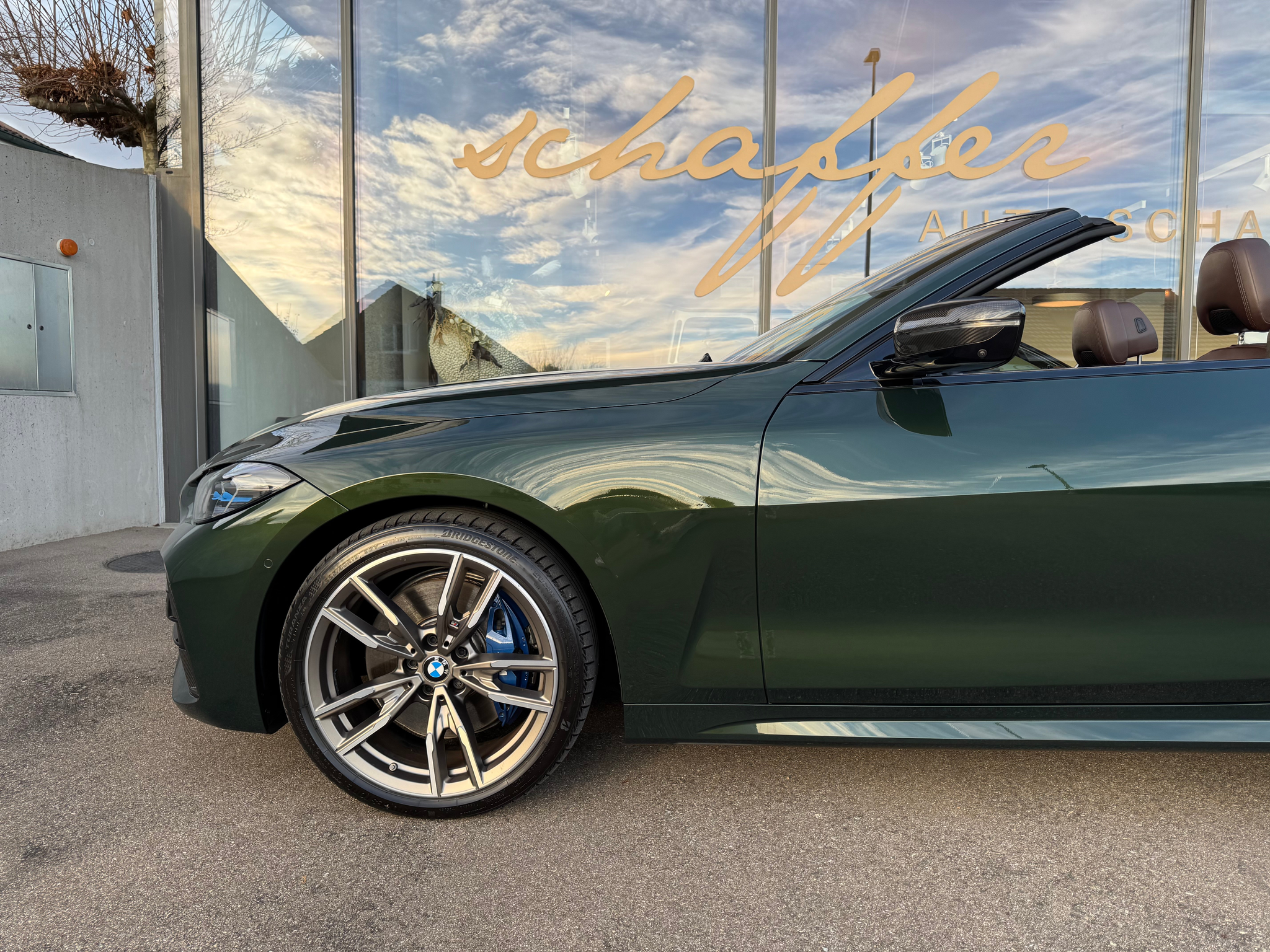 listing desktop thumbnail image 7