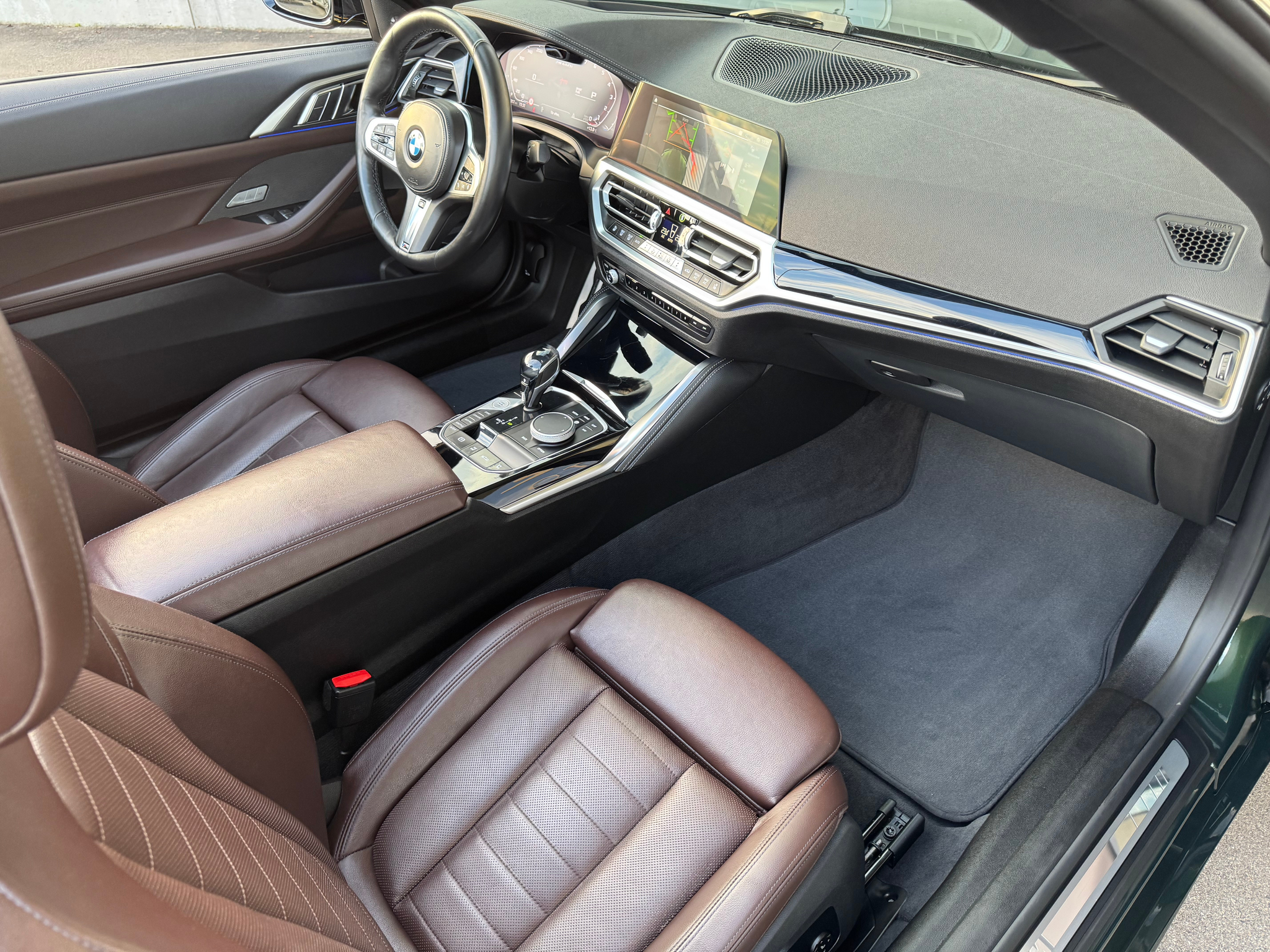 listing desktop thumbnail image 15