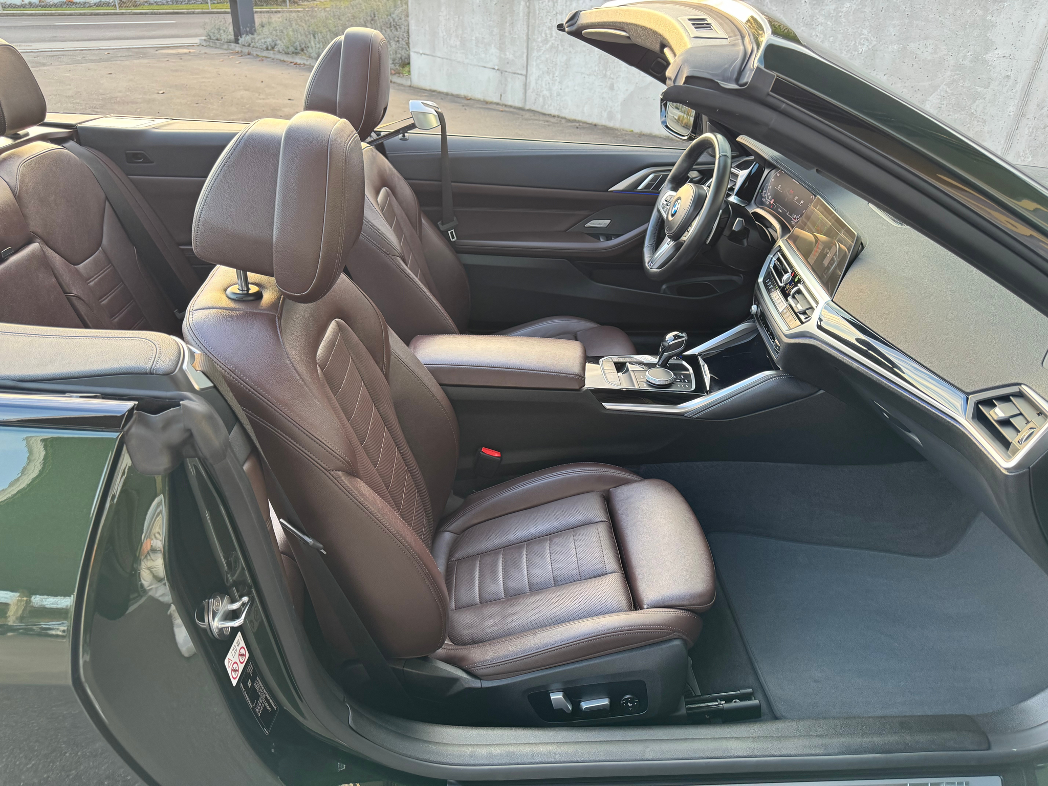 listing desktop thumbnail image 17