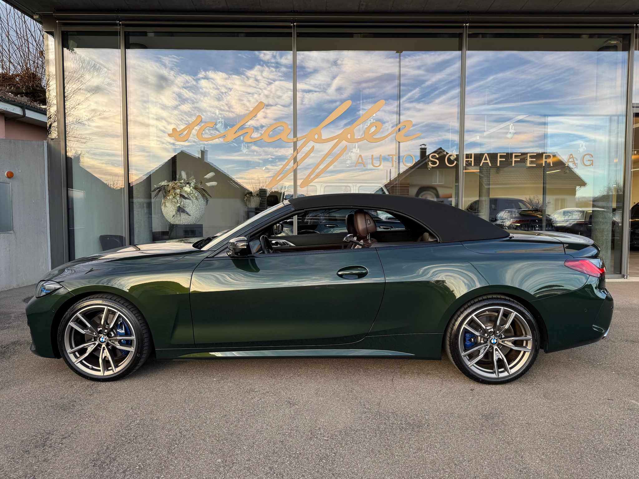 listing desktop thumbnail image 6