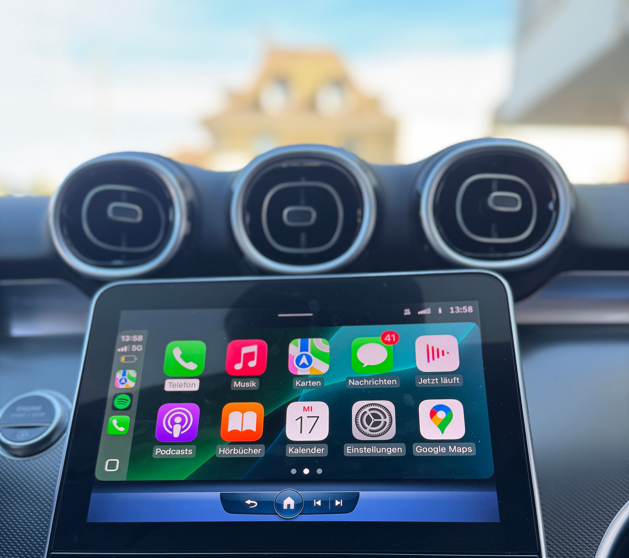 listing desktop thumbnail image 10