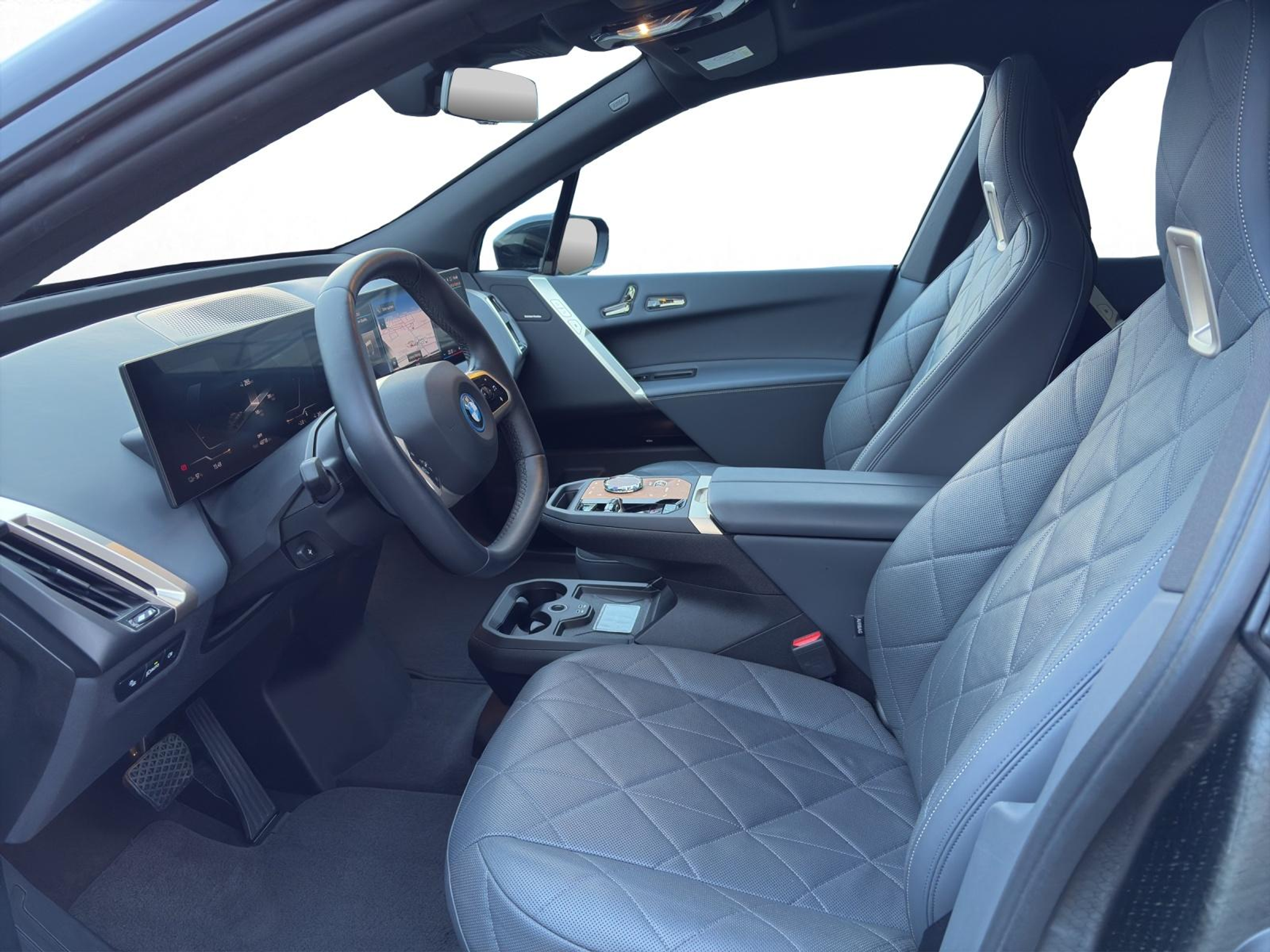 listing desktop thumbnail image 10