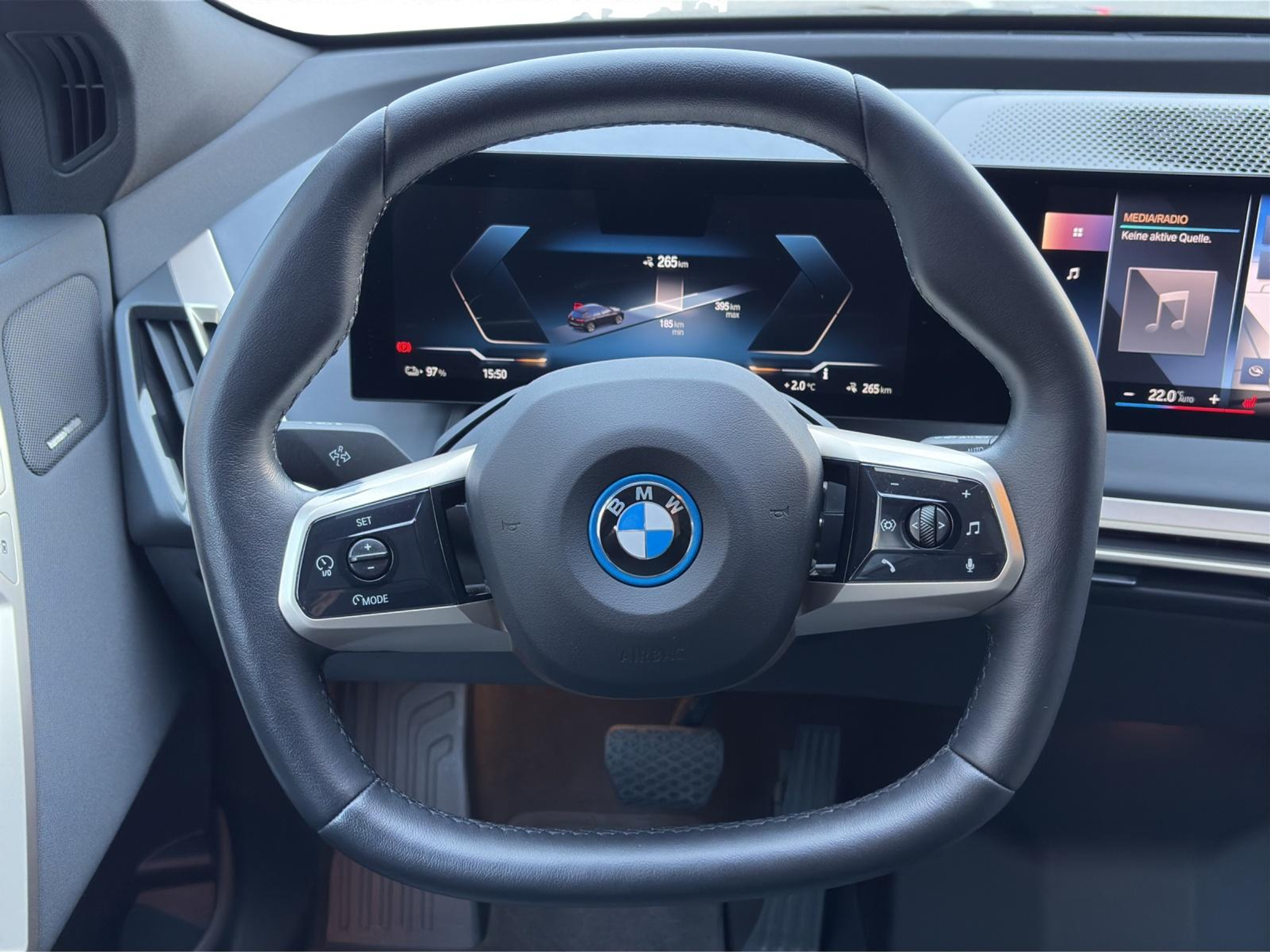 listing desktop thumbnail image 11