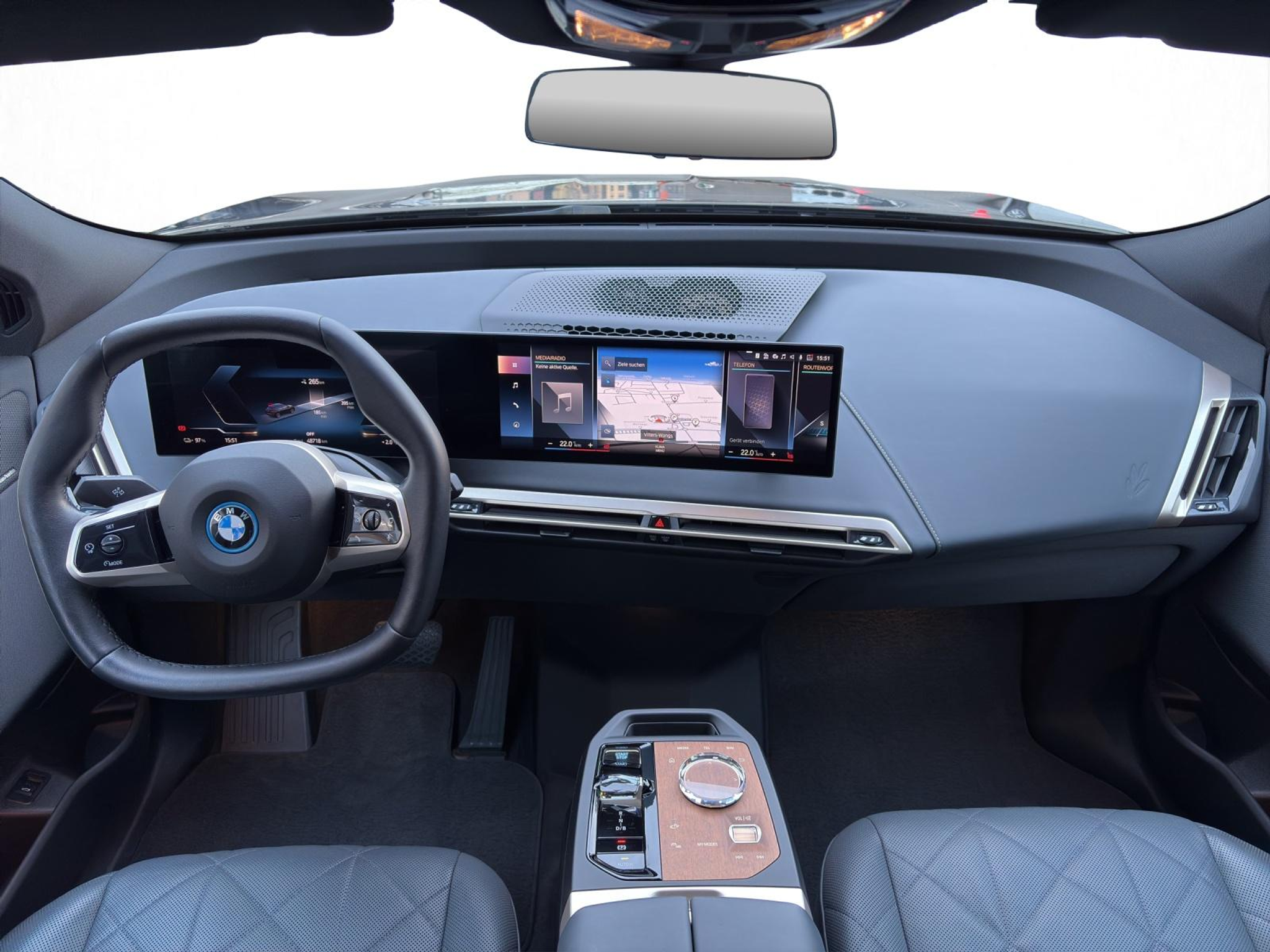 listing desktop thumbnail image 13