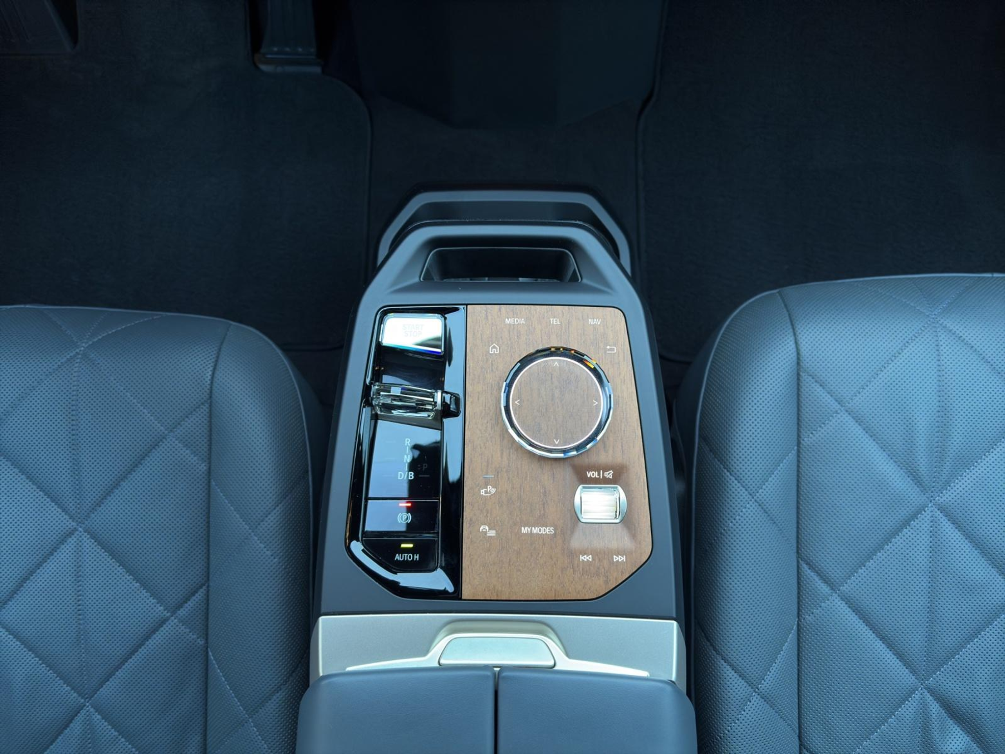 listing desktop thumbnail image 20