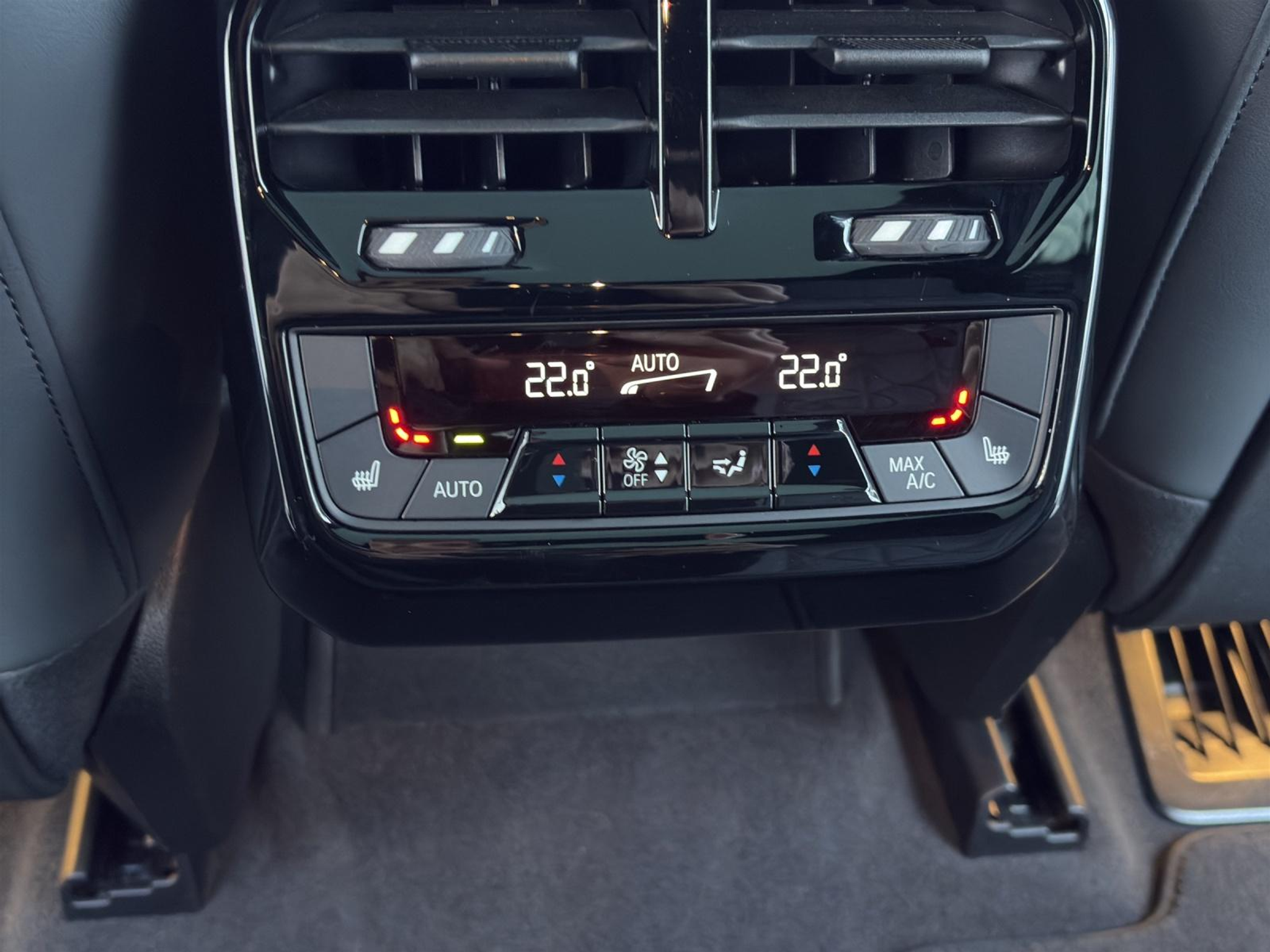 listing desktop thumbnail image 15